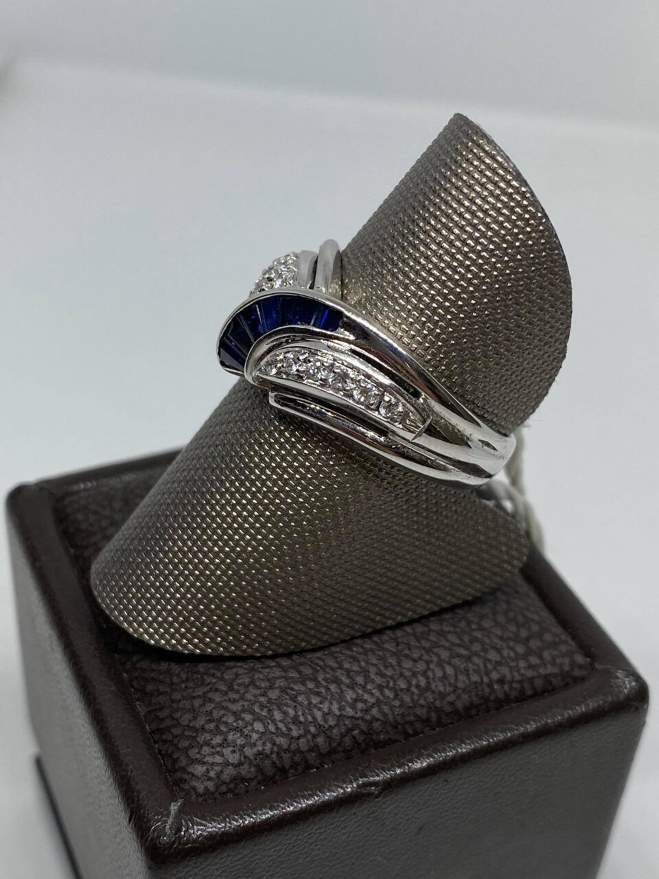 Anello Donna Salvini con  Zaffiri e Diamanti