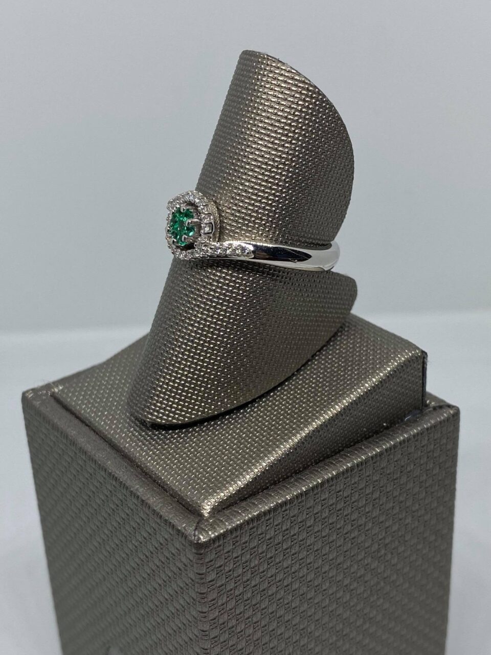 Anello Donna Comete gioielli con Smeraldi e Diamanti