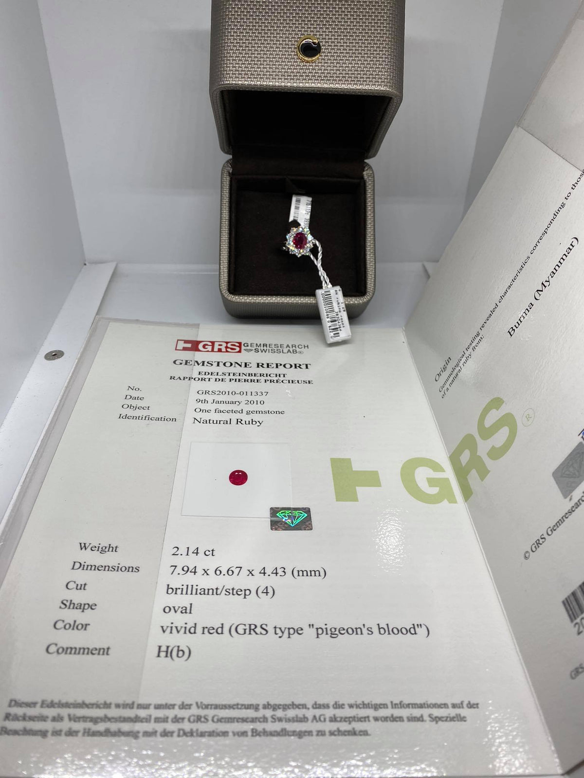 Anello Donna Crivelli Con Rubino Birmano CT 2.14 e Diamanti