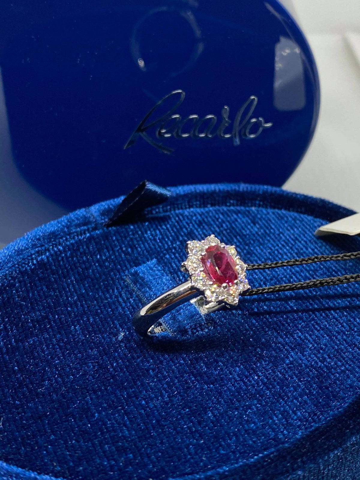 Anello Donna Recarlo con Rubino Ct 0.88 e Diamanti