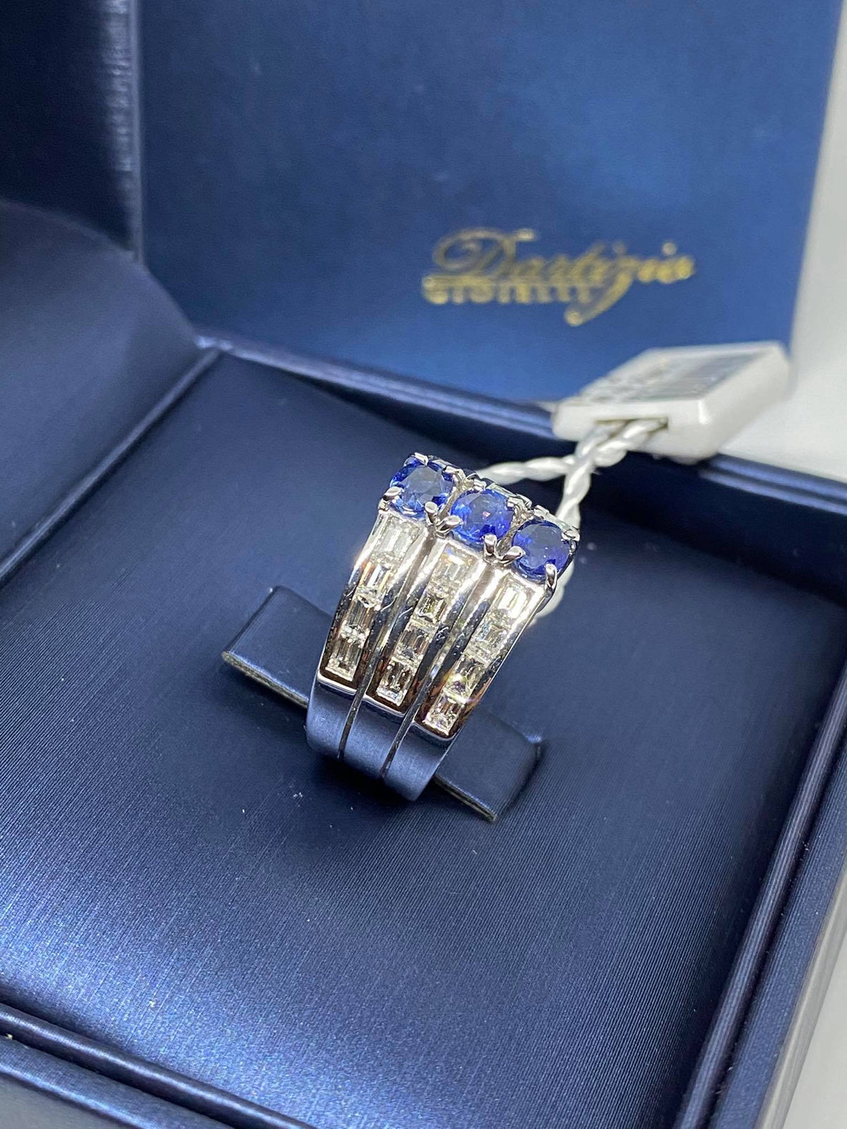 Anello Donna Dartizio Gioielli con Zaffiri Ct 1.35 e Diamanti