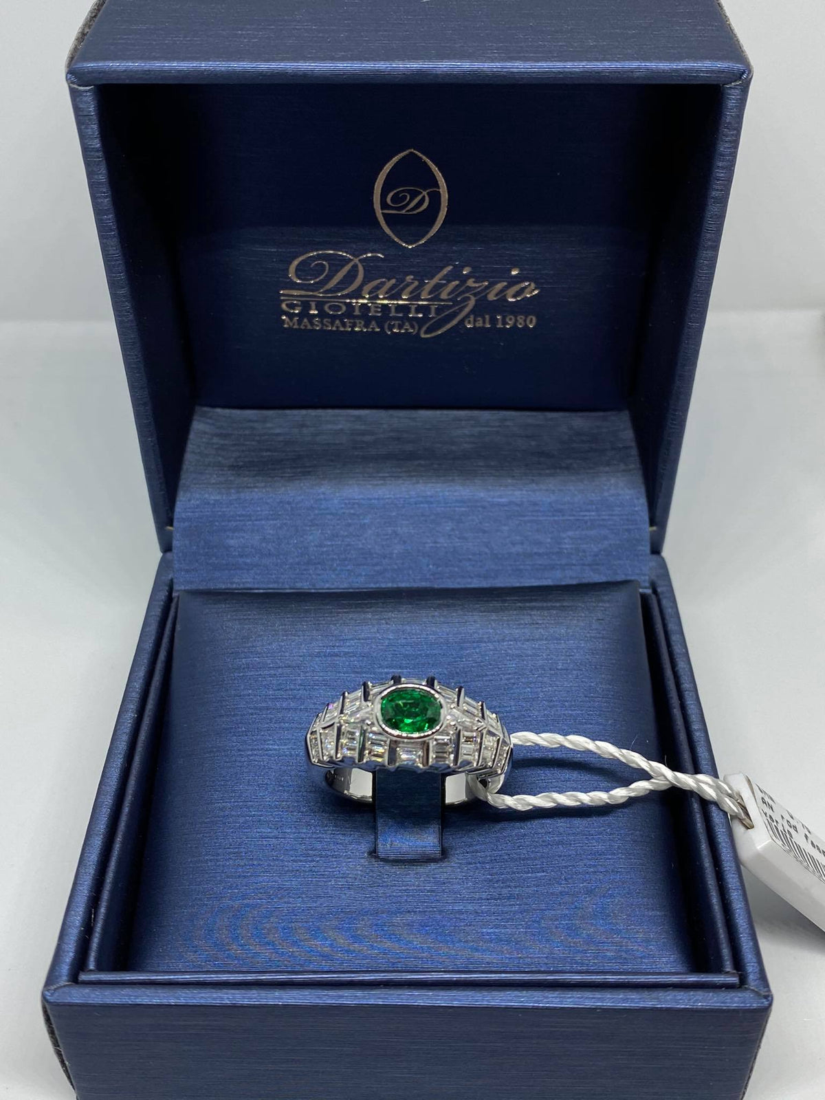 Anello Donna Dartizio Gioielli con Smeraldo Ct 0.75 e Diamanti