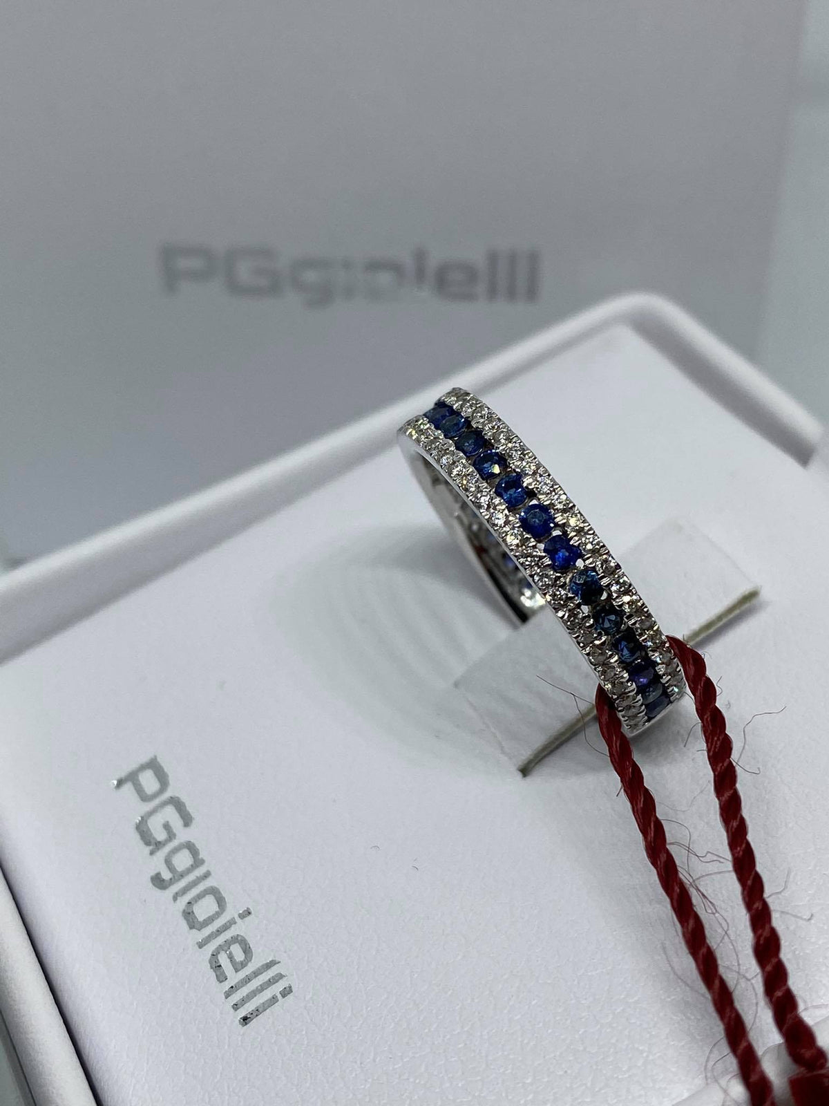 Anello Veretta PG gioielli con Zaffiri Ct 0.46 e Diamanti