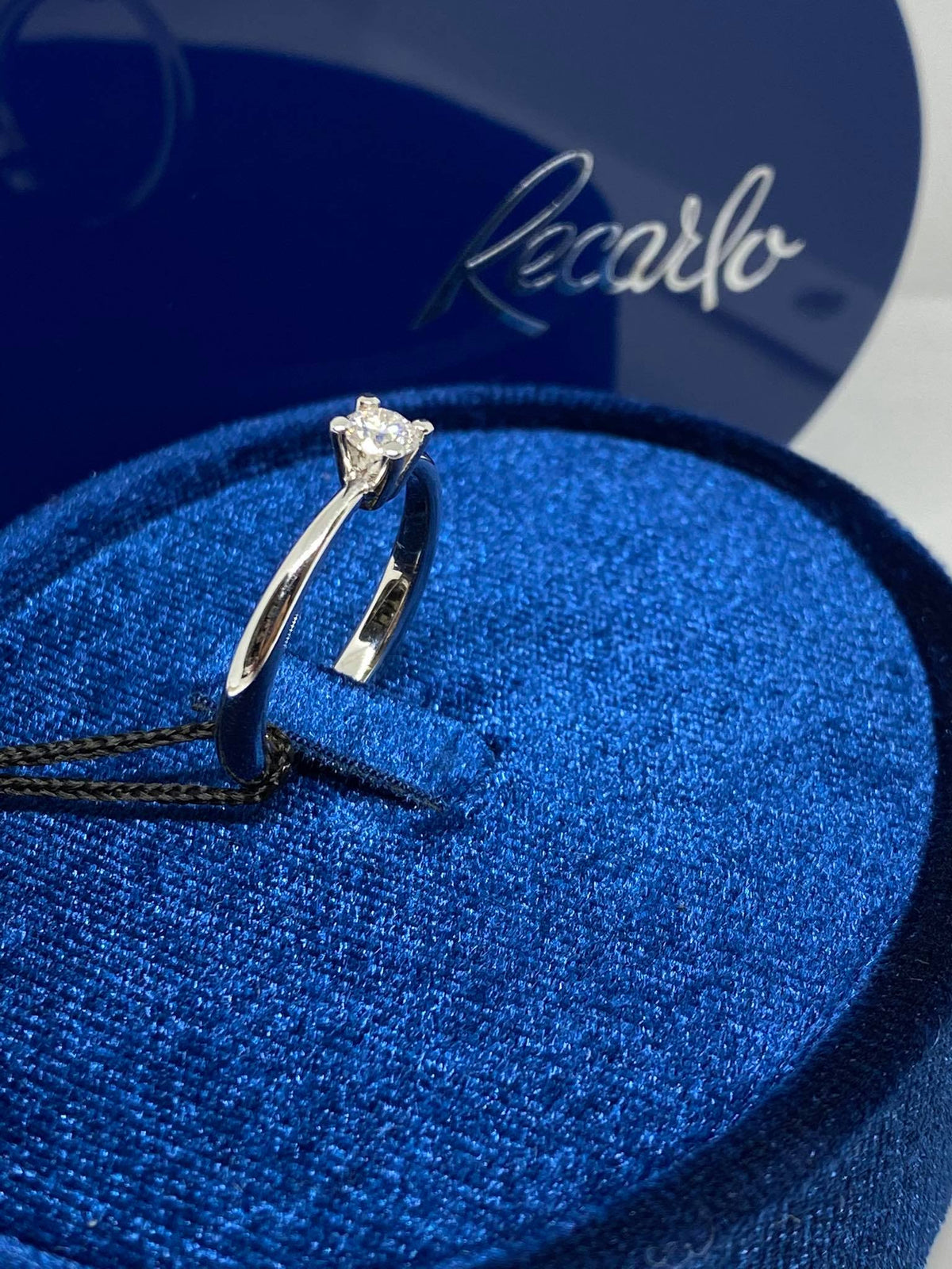 Anello Solitario Recarlo con Diamante  Ct 0.35