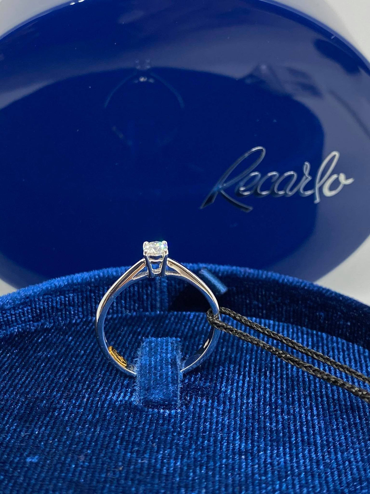Anello Solitario Recarlo con Diamante Ct 0.22