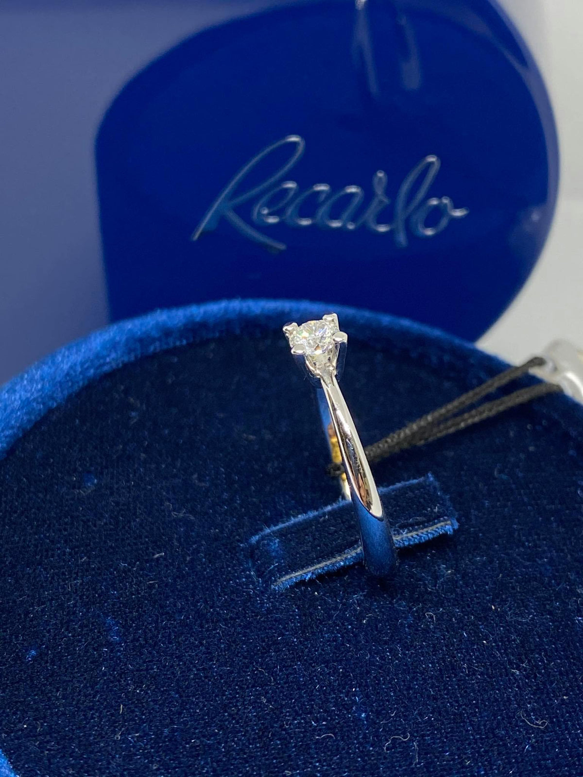 Anello Solitario Recarlo con Diamante  Ct 0.35