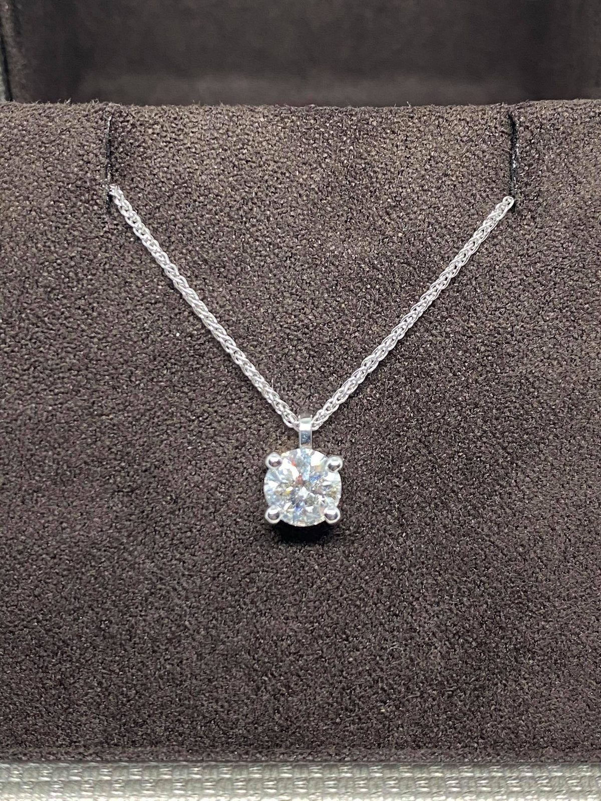 Collana Punto Luce Crivelli con Diamante Ct 0.88