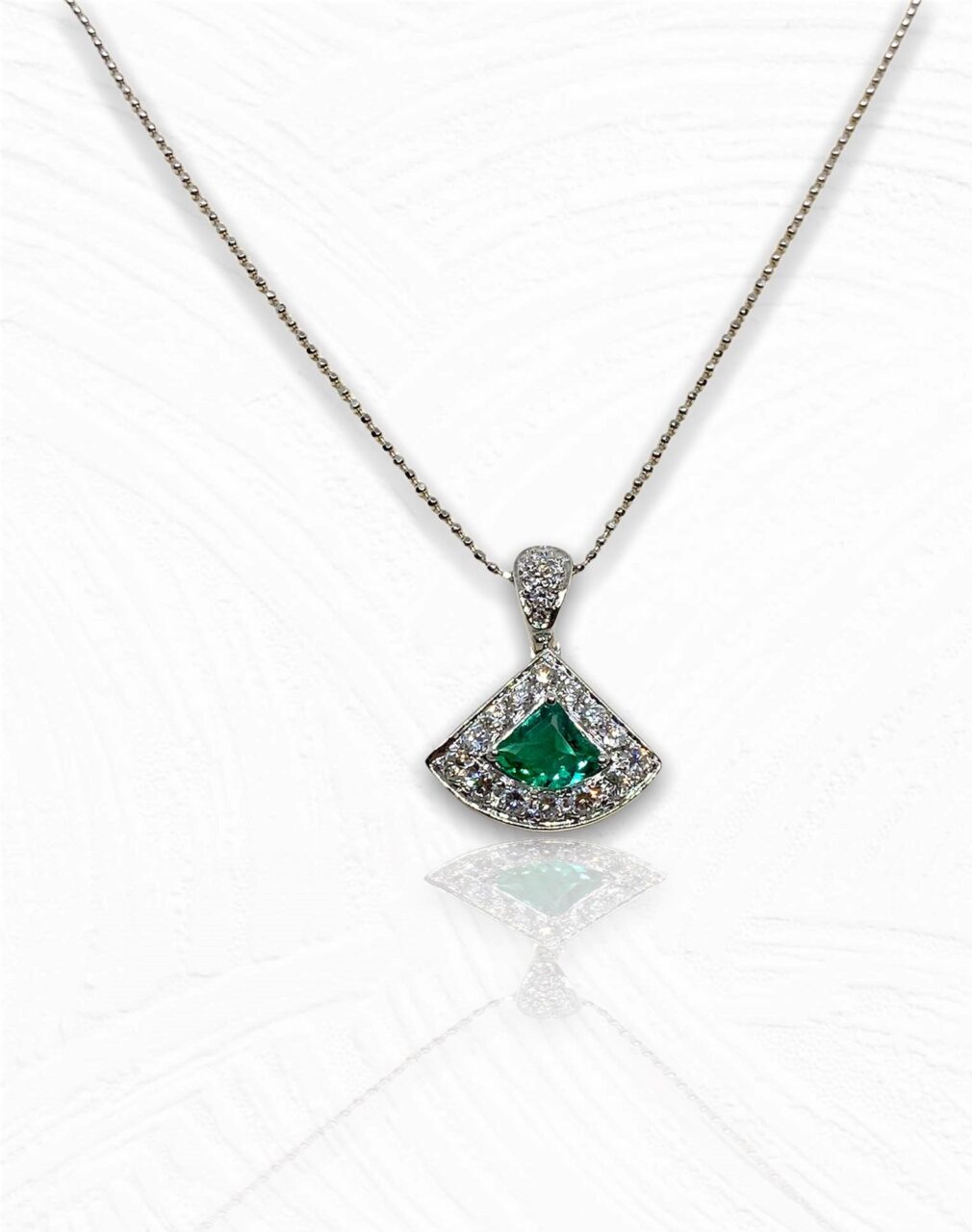 Collana Donna con Smeraldo e Diamanti