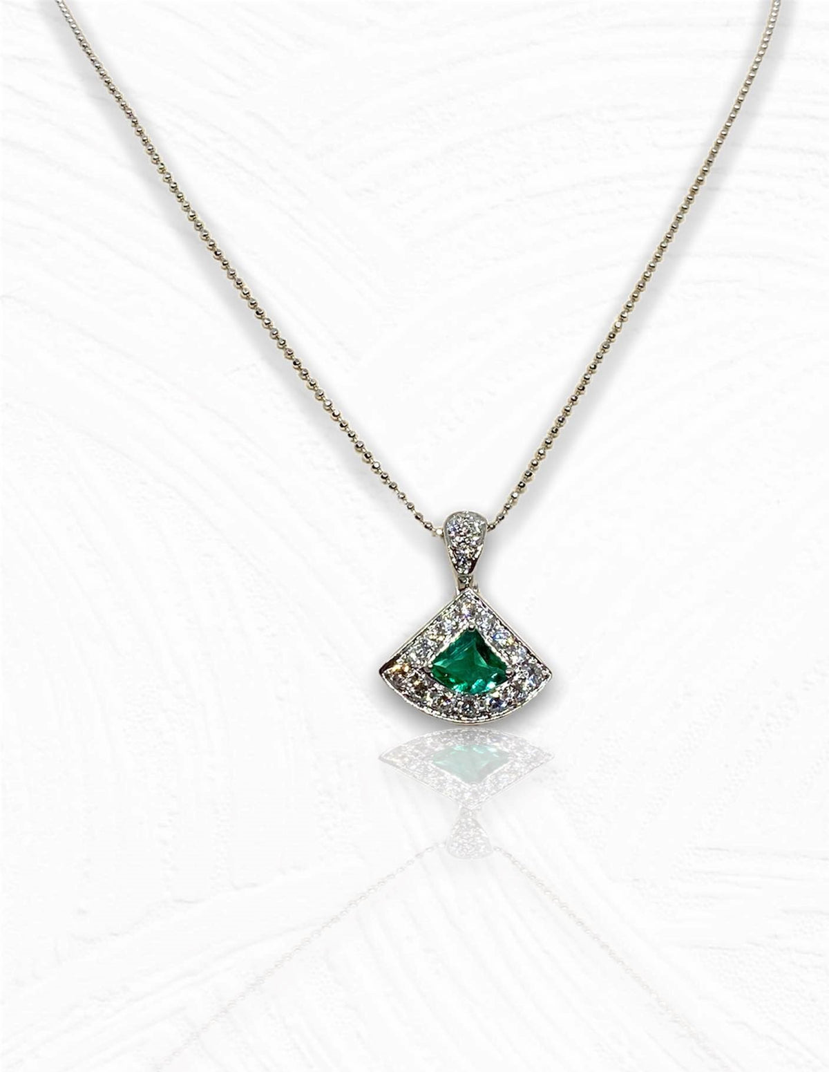 Collana Donna con Smeraldo e Diamanti