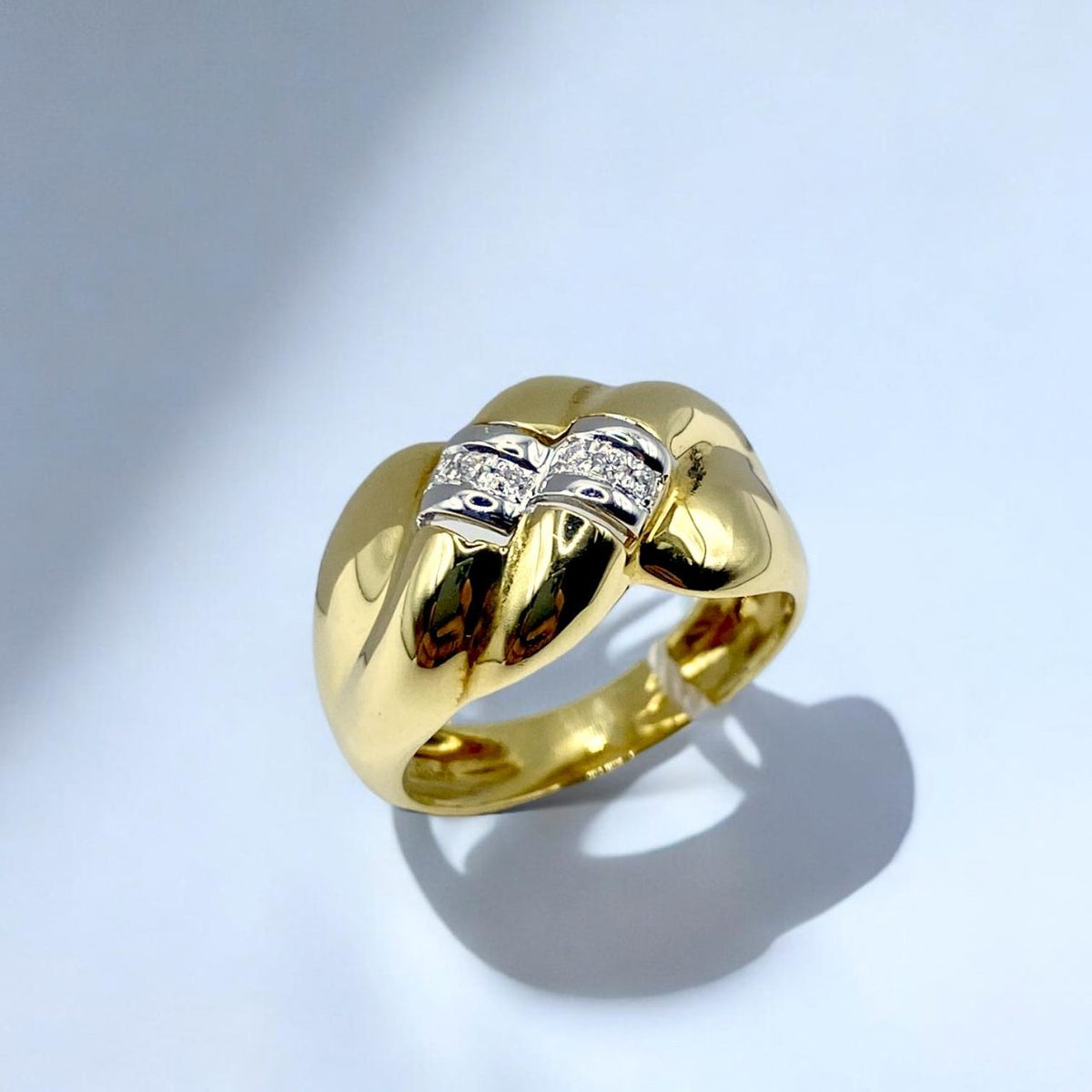 Anello a Fascia in Oro 18KT Bicolore con Diamanti