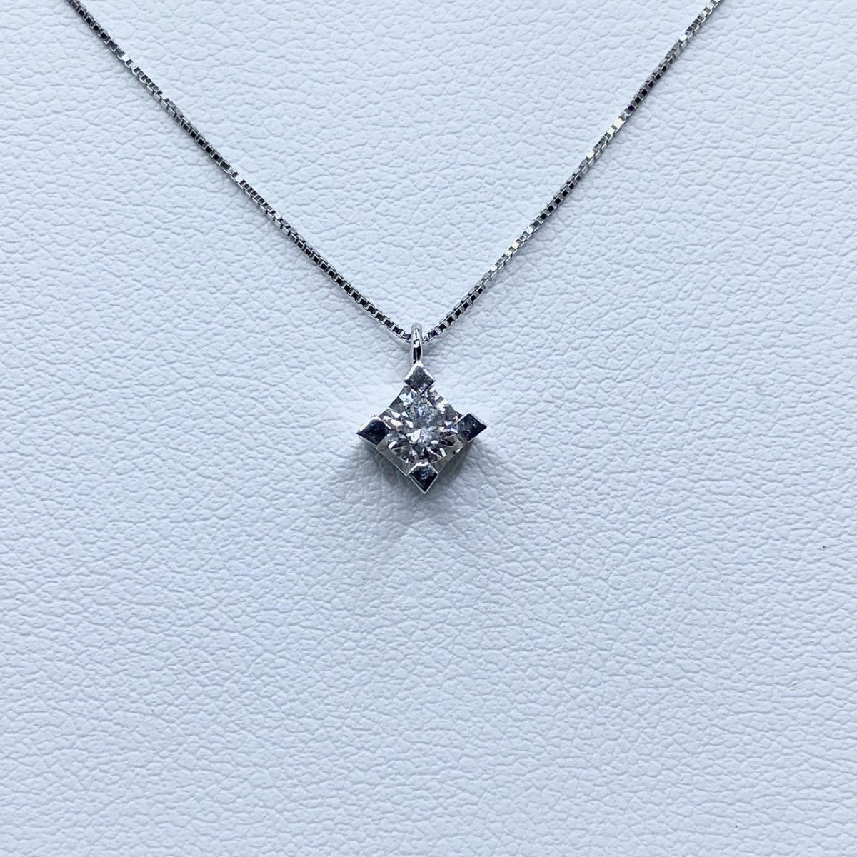 Collana Punto Luce PG Gioielli con Diamante Ct. 0.24