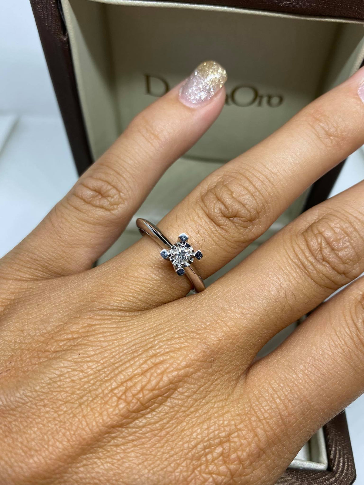 Anello Donna Oro 18KT Solitario in Oro 18KT 18KT e Diamante ct. 0,15