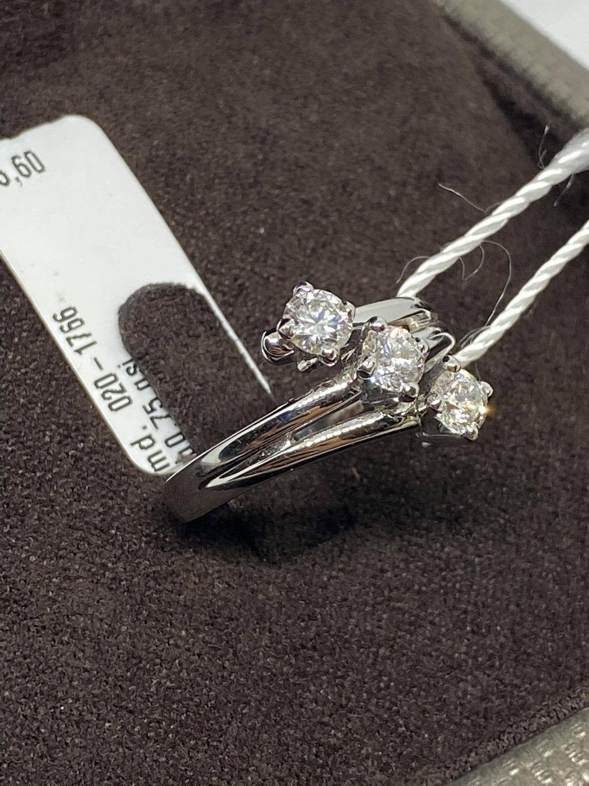 Anello Crivelli Trilogy in Oro 18KT e Diamanti Ct 0.75