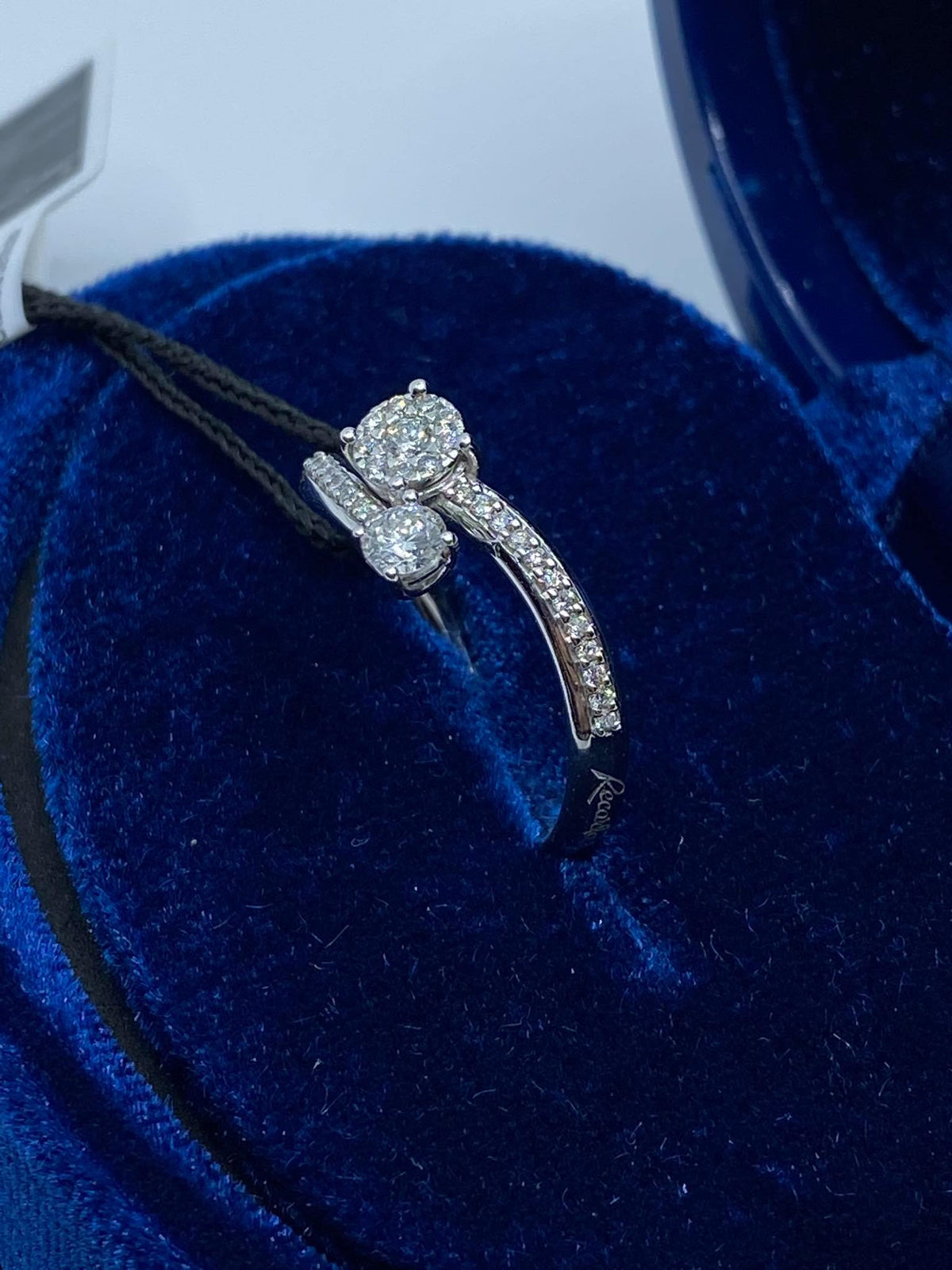 Anello Recarlo Nodo D'amore con Diamanti Ct 0.35