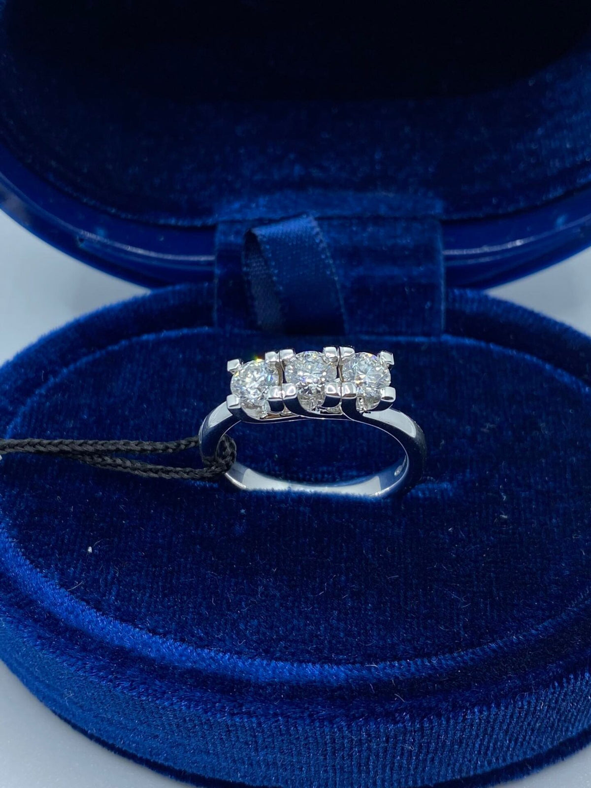 Anello Recarlo Trilogy Maria Teresa con Diamanti Ct 0.90