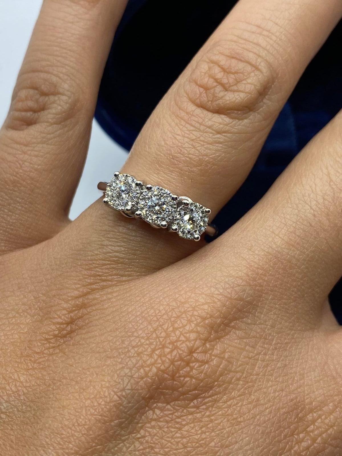 Anello Recarlo Trilogy Nodo D'amore con Diamanti Ct 0.46