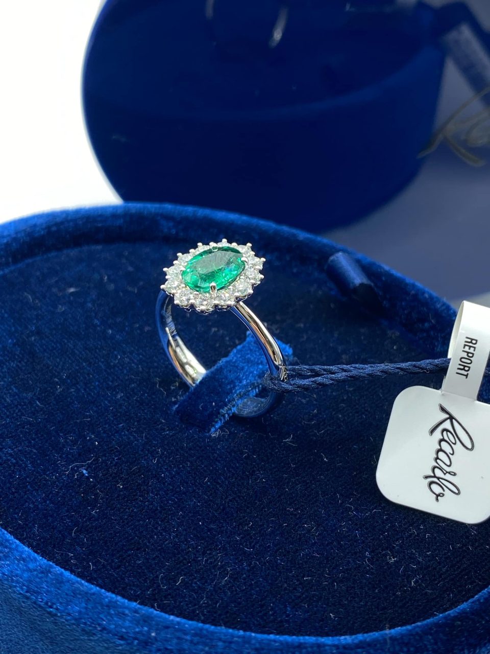 Anello Recarlo con Diamanti e Smeraldo Ct 1,10