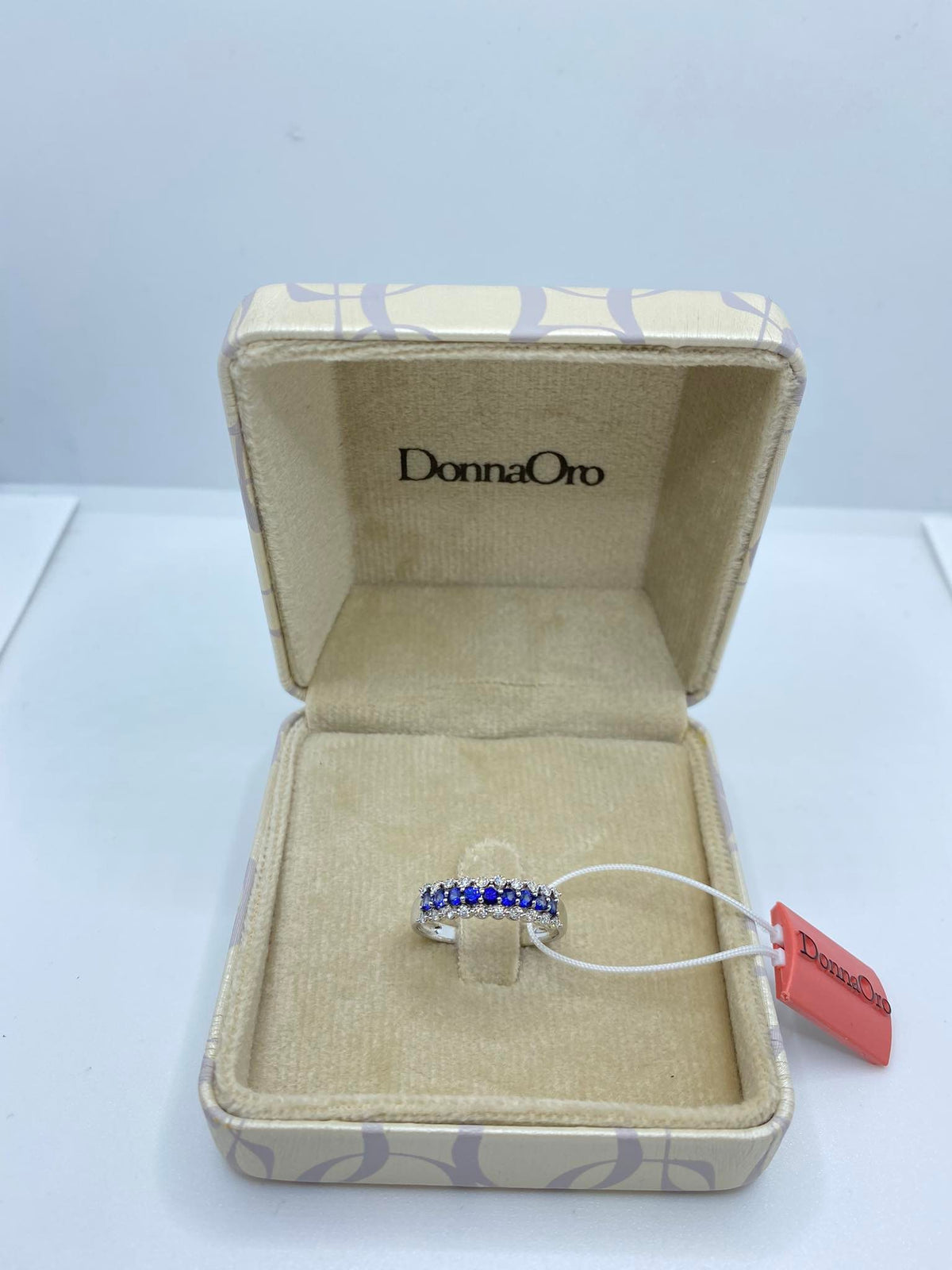 Anello Veretta Donna Oro 18KT con Zaffiri Ct 0.22 e Diamanti