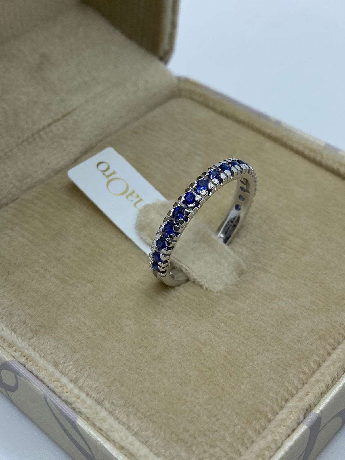 Anello Veretta Donna Oro 18KT con Zaffiri Ct 0.42
