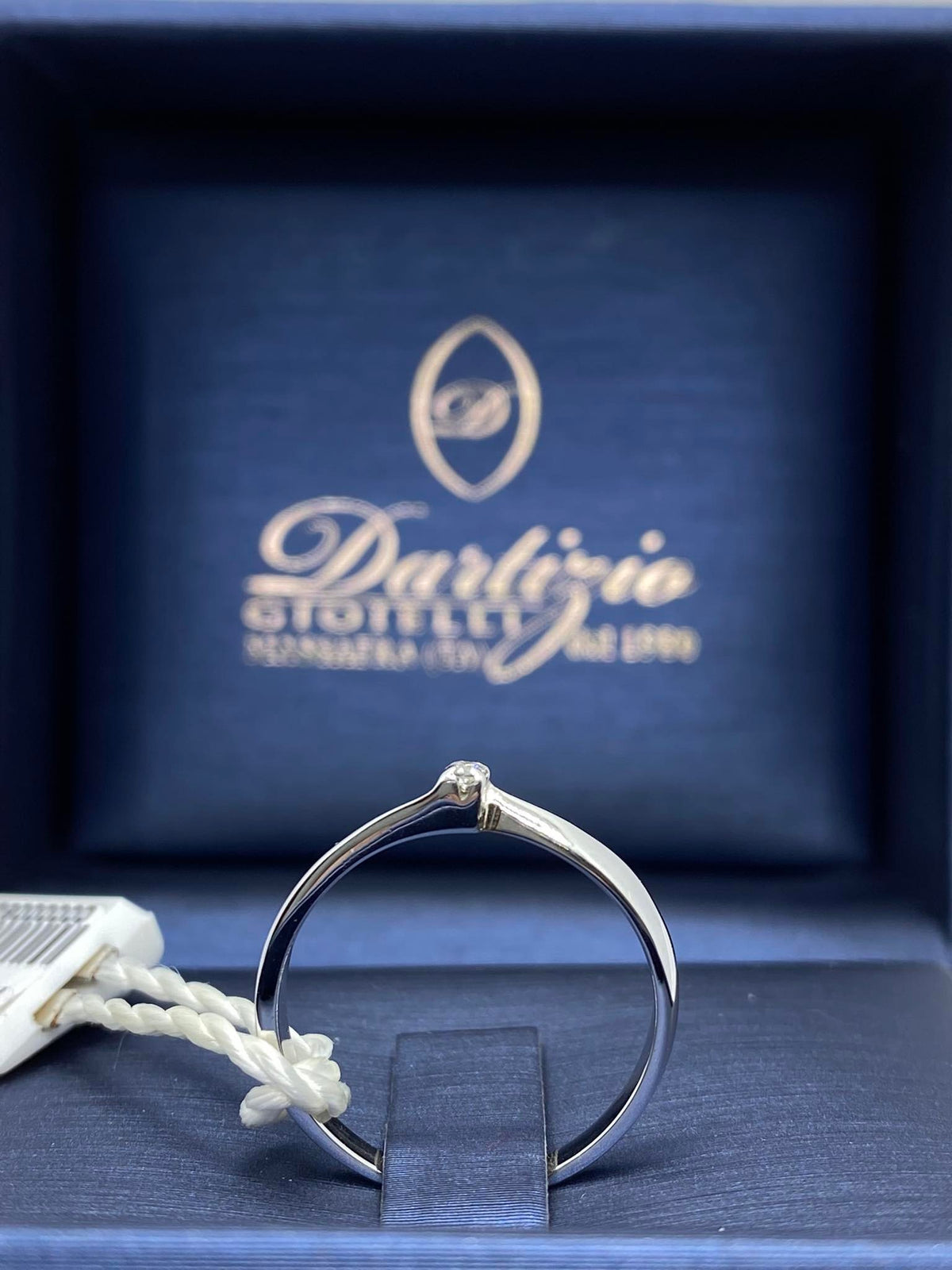 Anello Donna Solitario in Oro 18KT 18KT con Diamante Ct. 0.02