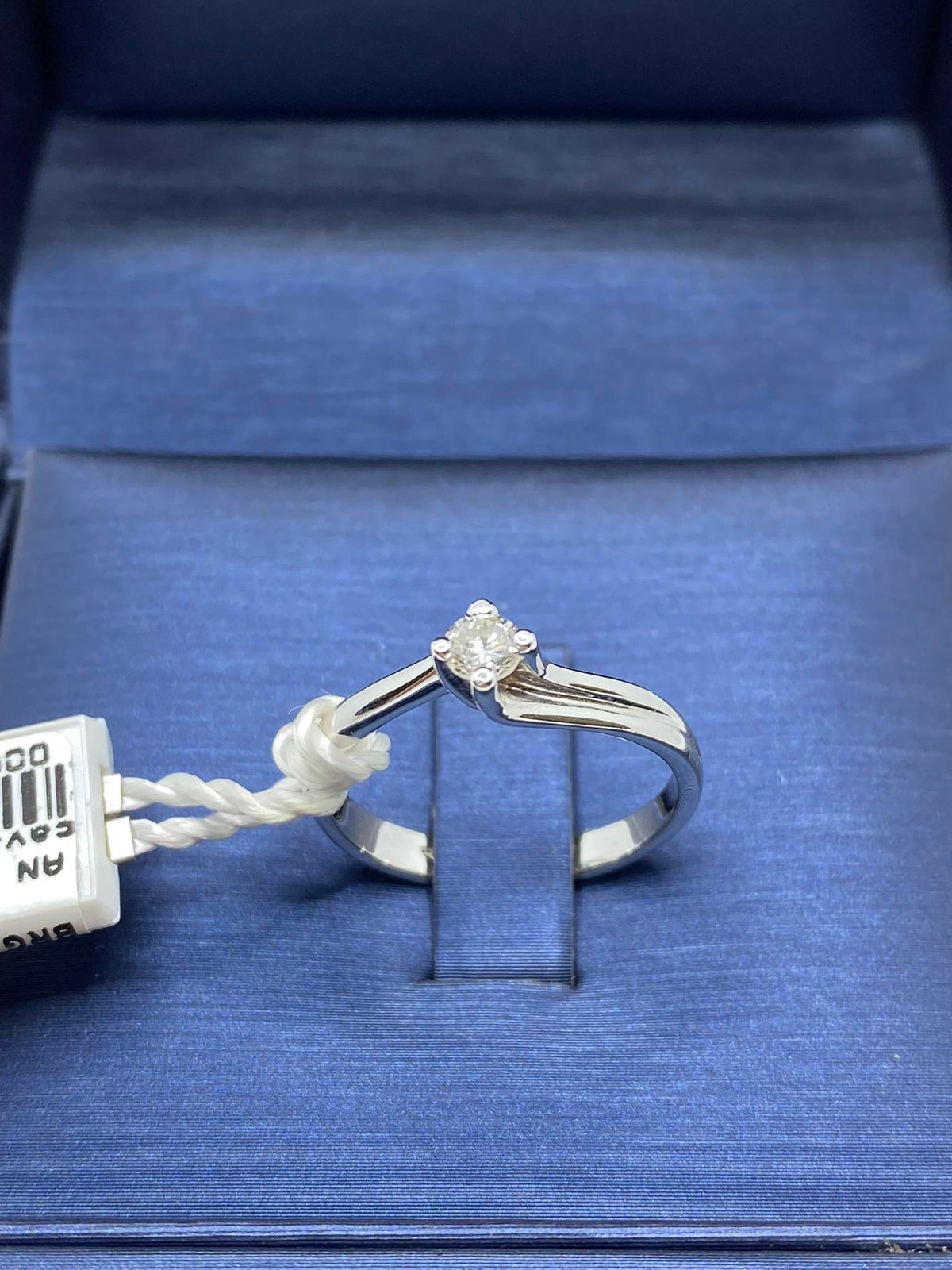 Anello Donna Solitario in Oro 18KT 18KT con Diamante Ct. 0.18