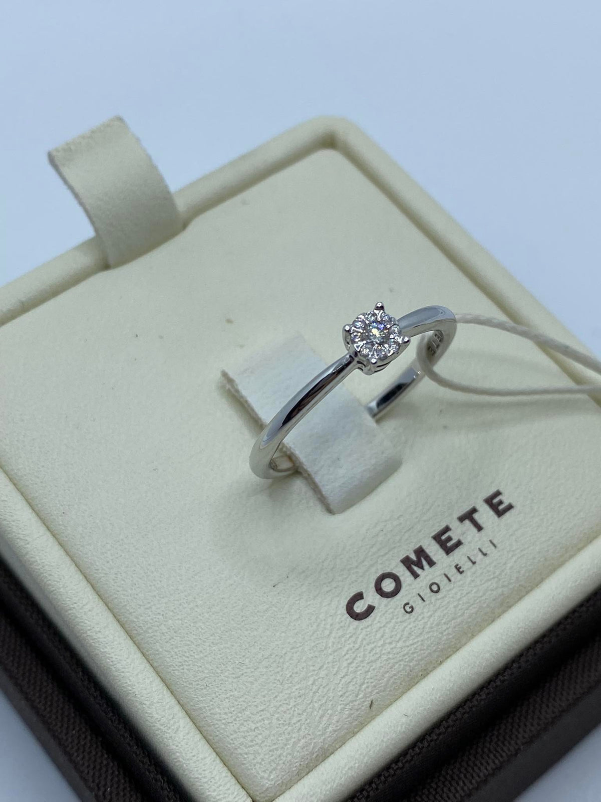 Anello Donna Solitario Comete Gioielli in Oro 18KT con Diamante Ct. 0.10