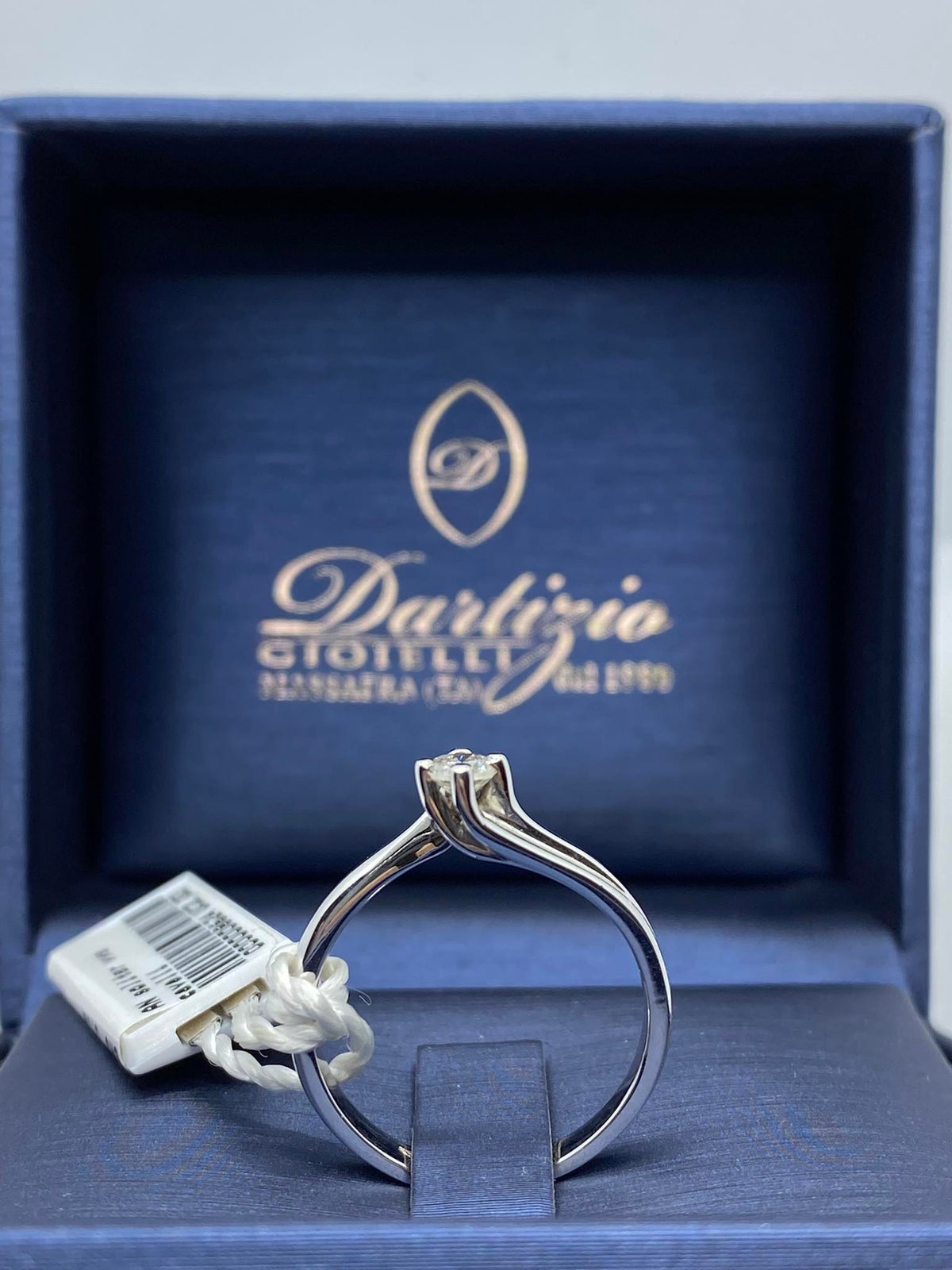 Anello Donna Solitario in Oro 18KT 18KT con Diamante Ct. 0.18