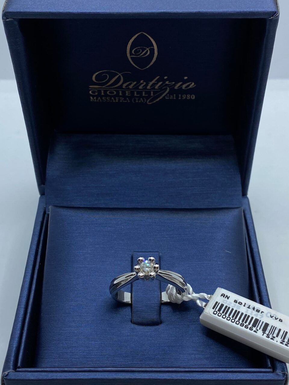 Anello Solitario in Oro 18KT 18KT e Diamante Ct. 0.21