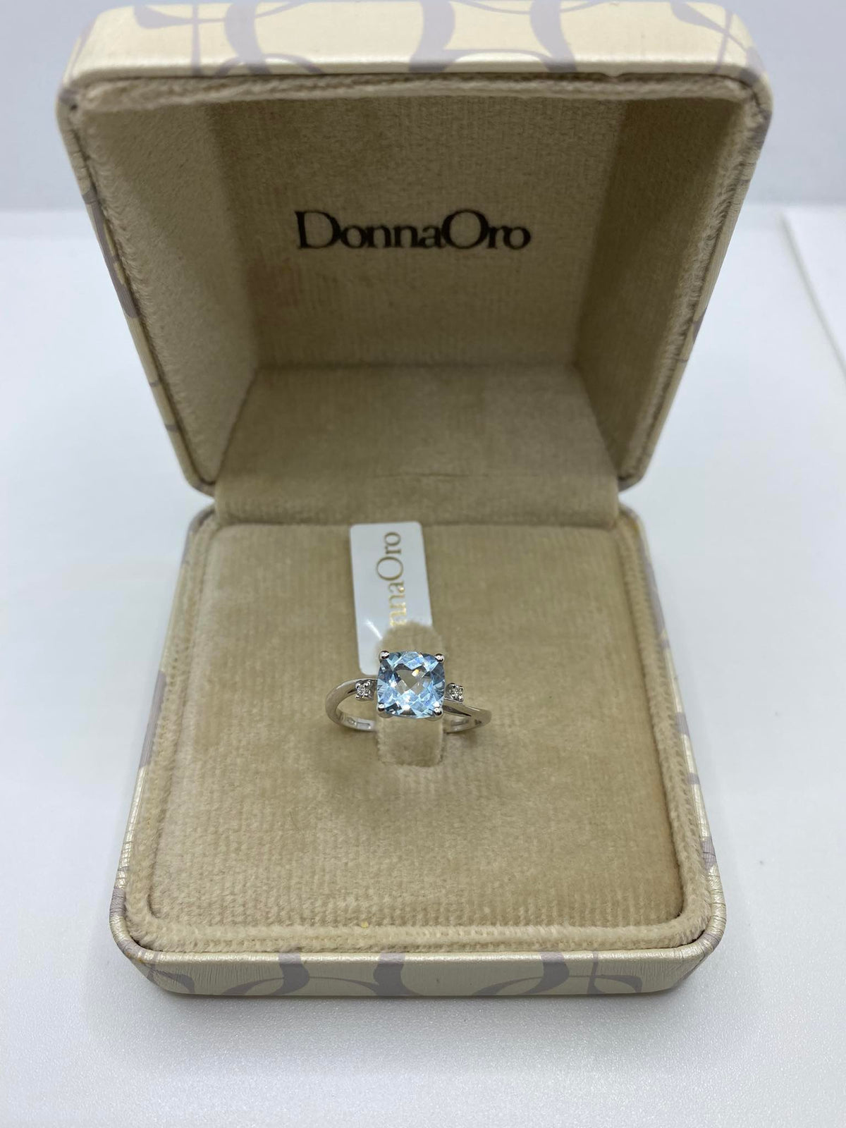 Anello Donna Oro 18KT con Acquamarina e Diamanti