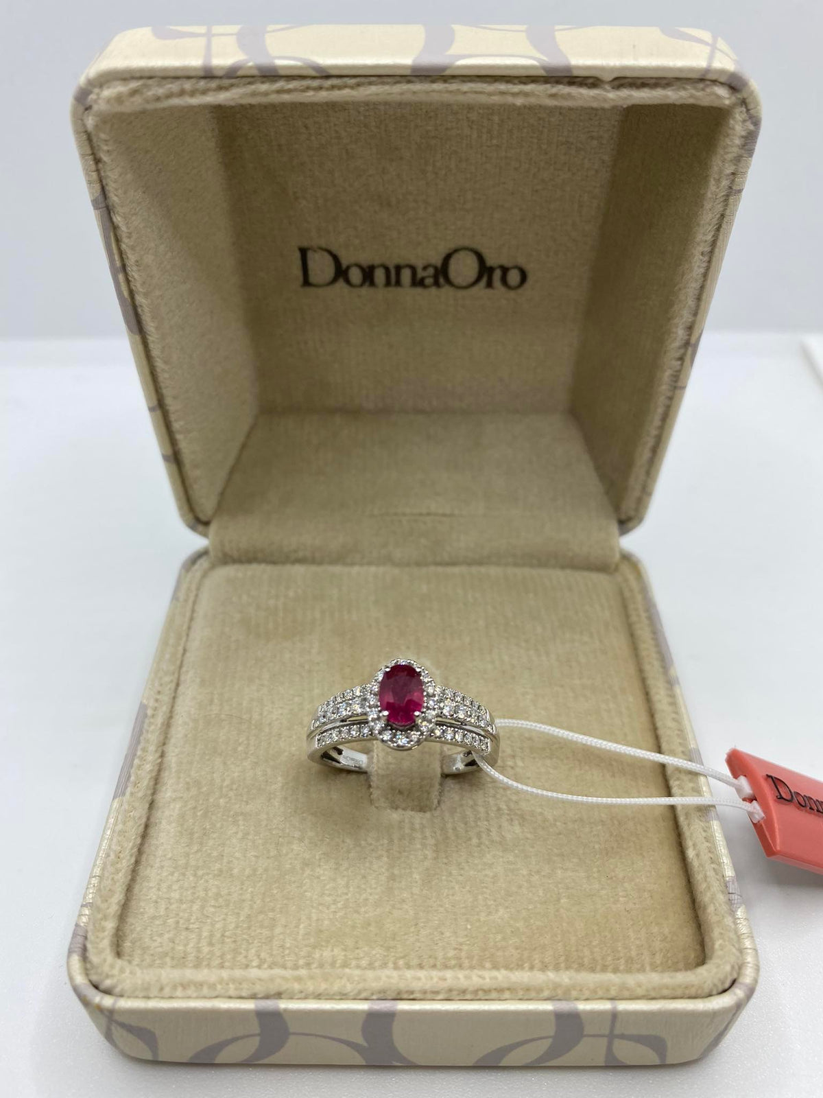Anello Donna Oro 18KT con Rubino Ct.0.55 e Diamanti