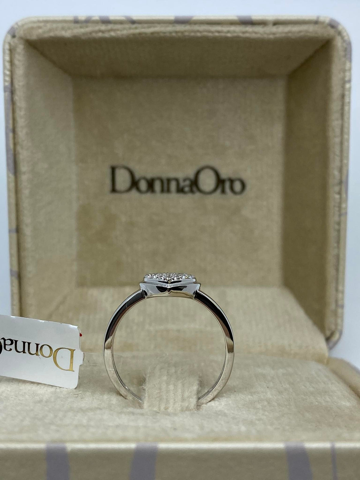 Anello a Cuore Donna Oro 18KT con Diamanti Ct. 0.10