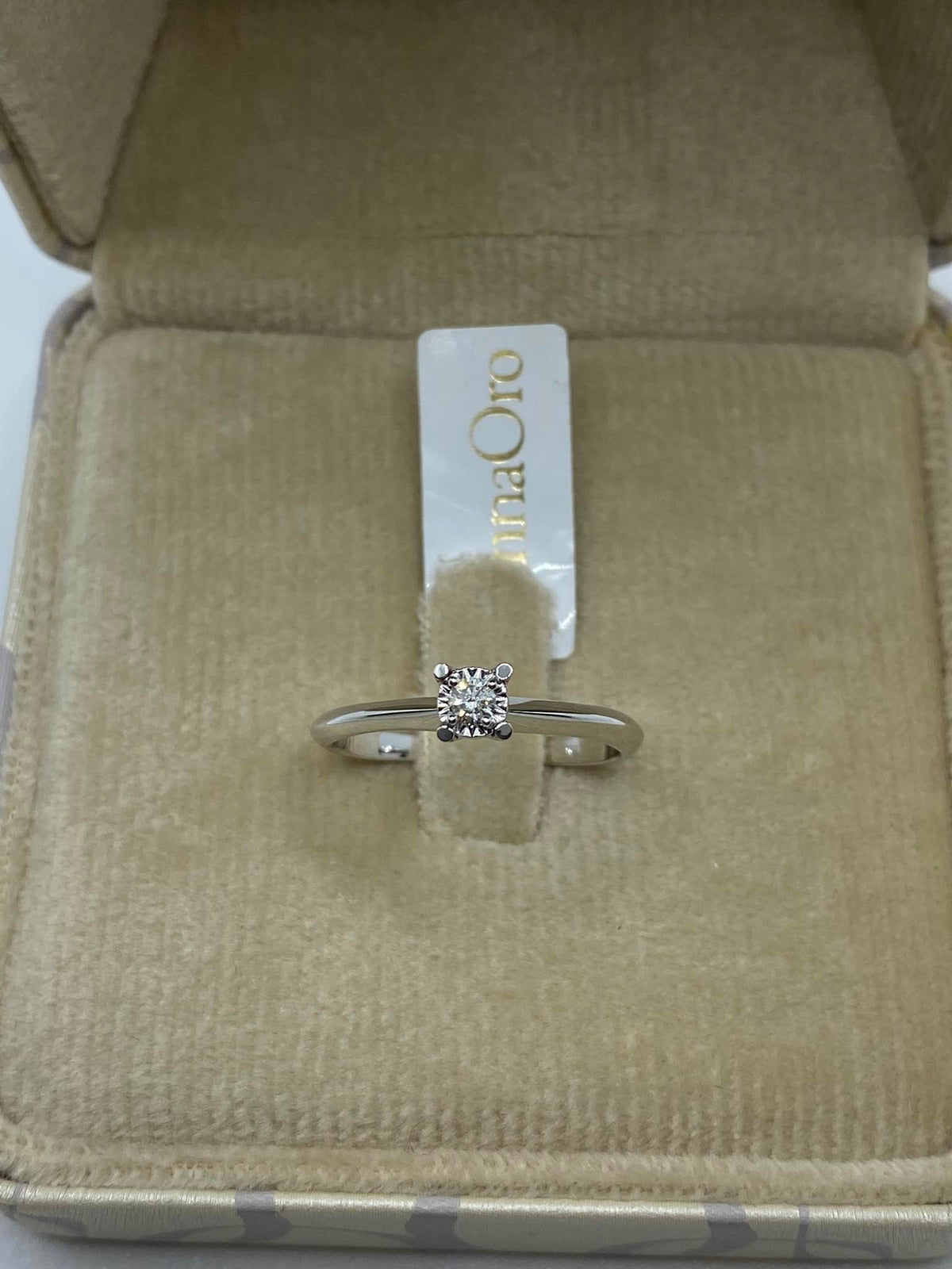 Anello Solitario Donna Oro 18KT con Diamante Ct. 0.07
