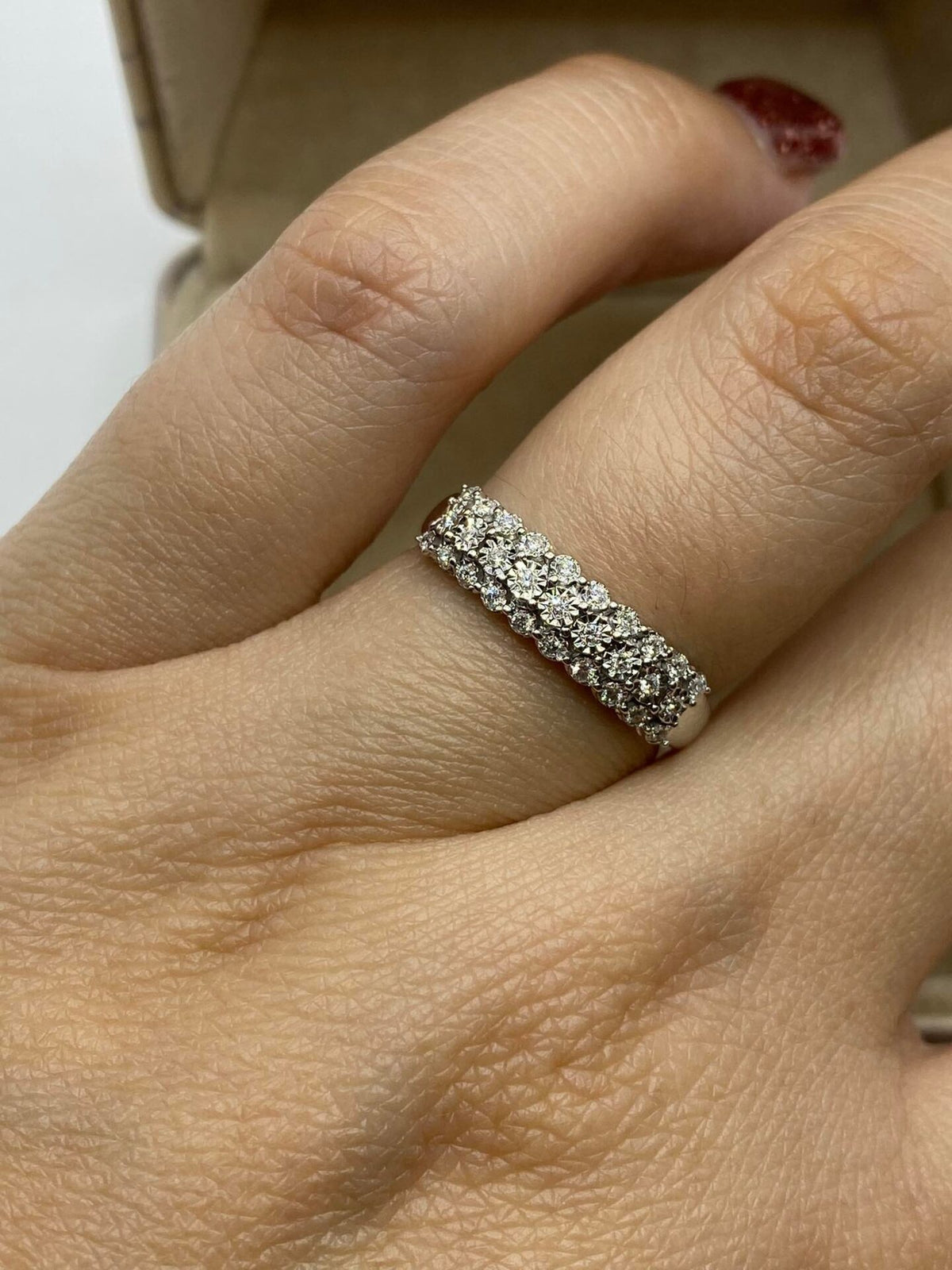 Anello Veretta Donna Oro 18KT con Diamante Ct. 0.14