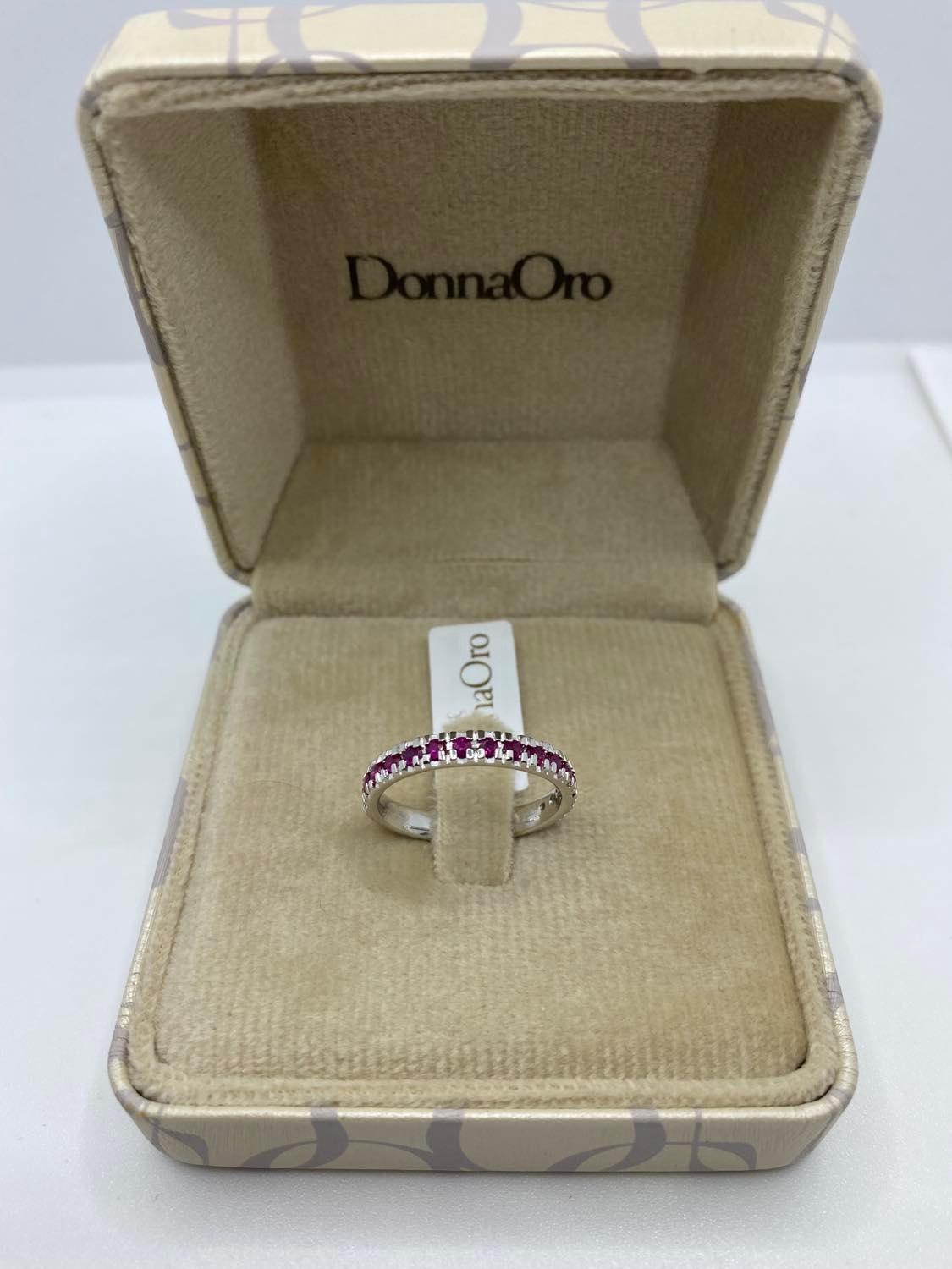Anello Veretta Donna Oro 18KT con Rubini Ct. 0,42