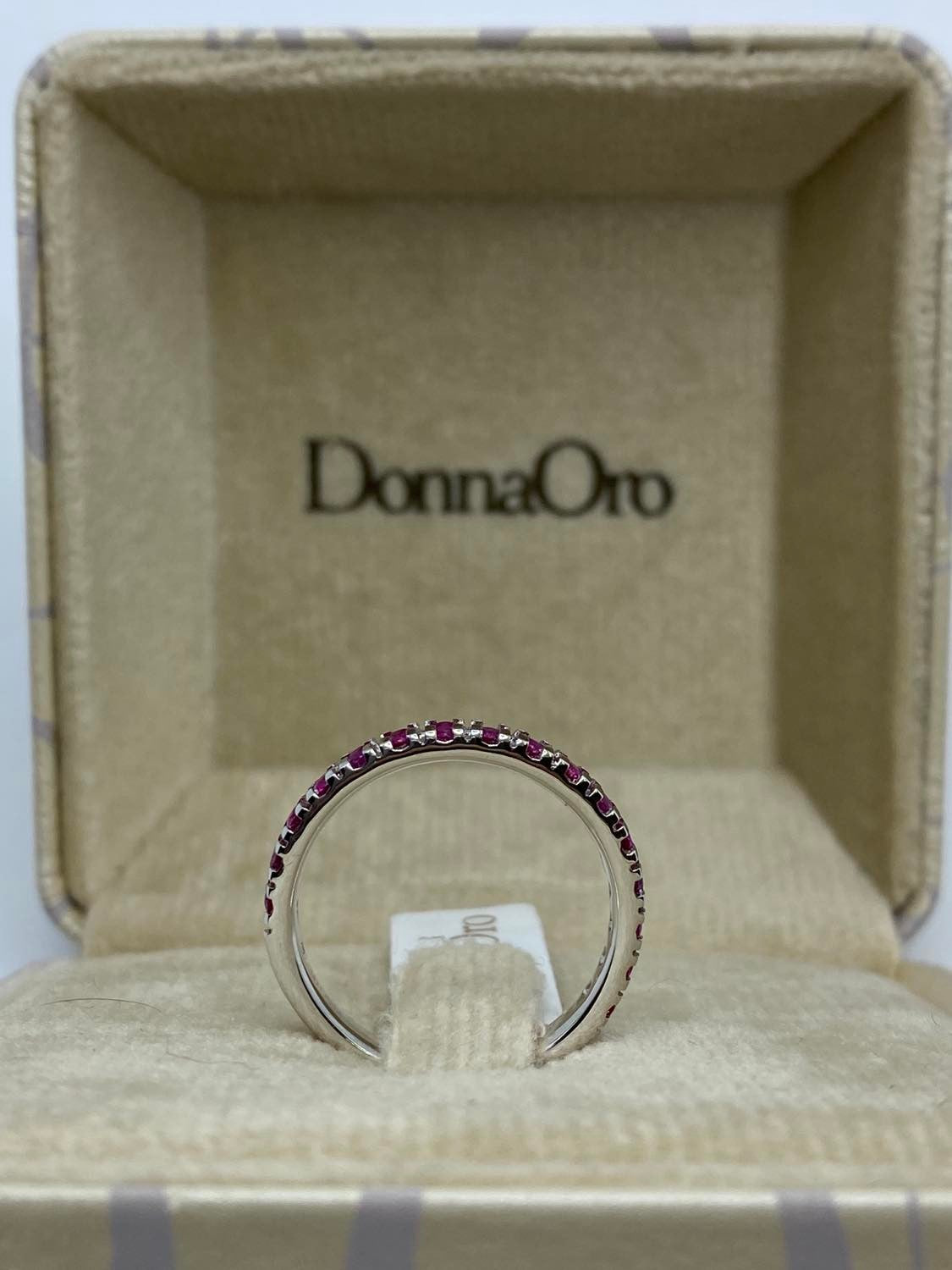 Anello Veretta Donna Oro 18KT con Rubini Ct. 0,42