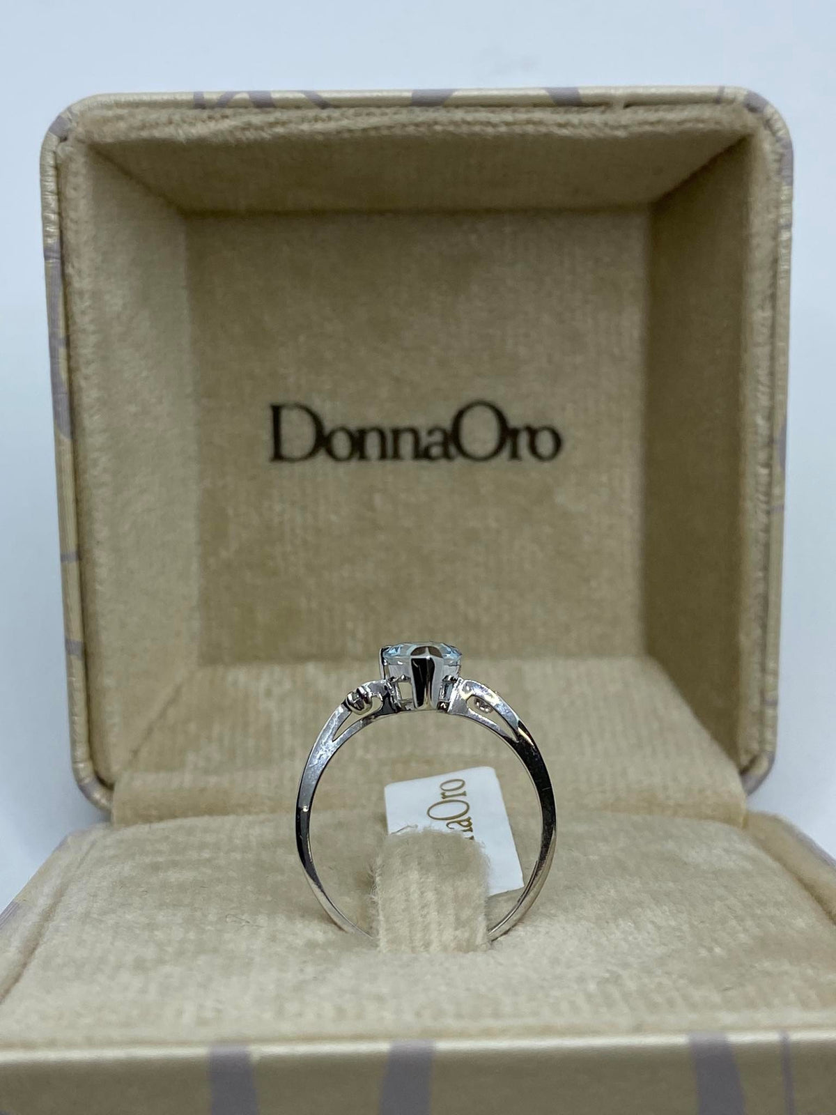 Anello Donna Oro 18KT con Acquamarina e Diamanti