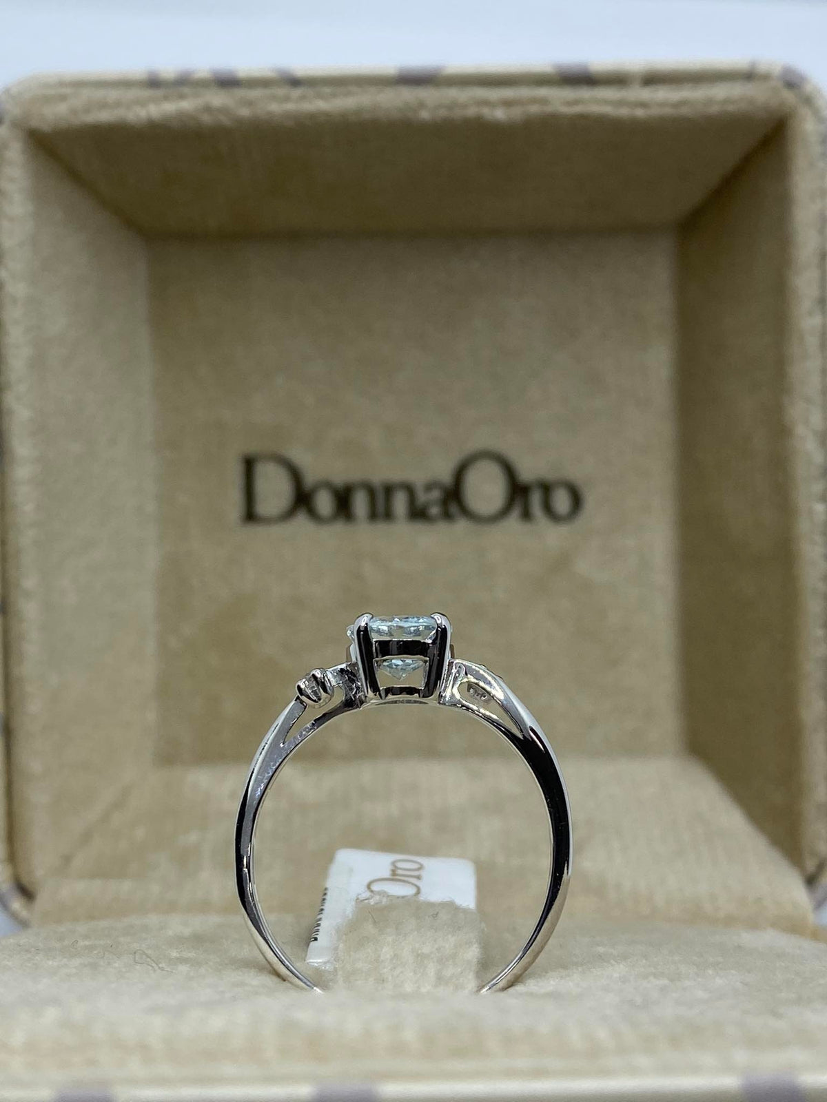 Anello Donna Oro 18KT con Acquamarina e Diamanti