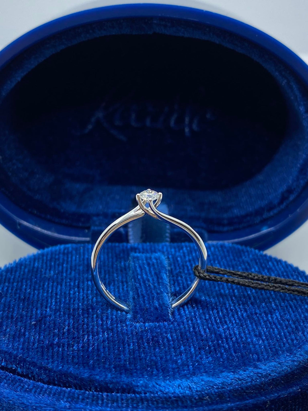 Anello Donna Solitario Recarlo Valentino con Brillantii Ct. 0.13