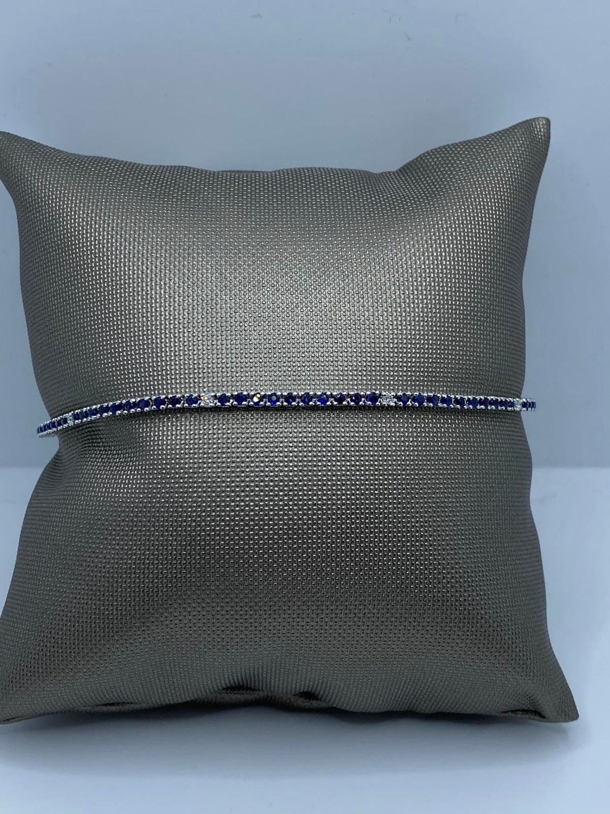 Bracciale Tennis Pg in Oro 18KT con Diamanti e Zaffiri Ct. 1.39