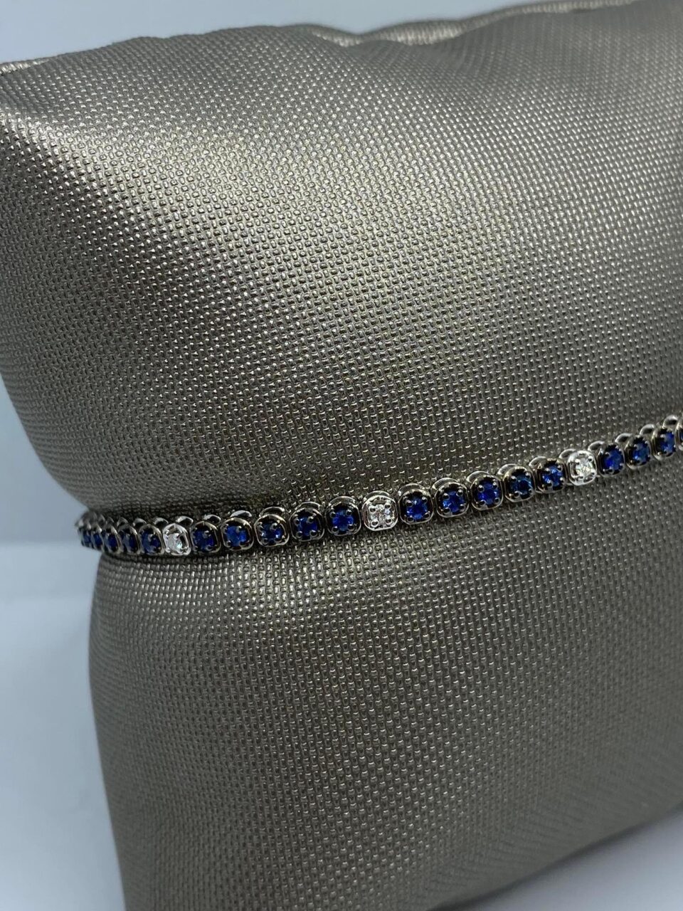 Bracciale Tennis Donna Oro 18KT con Diamanti e Zaffiri Ct. 1.21