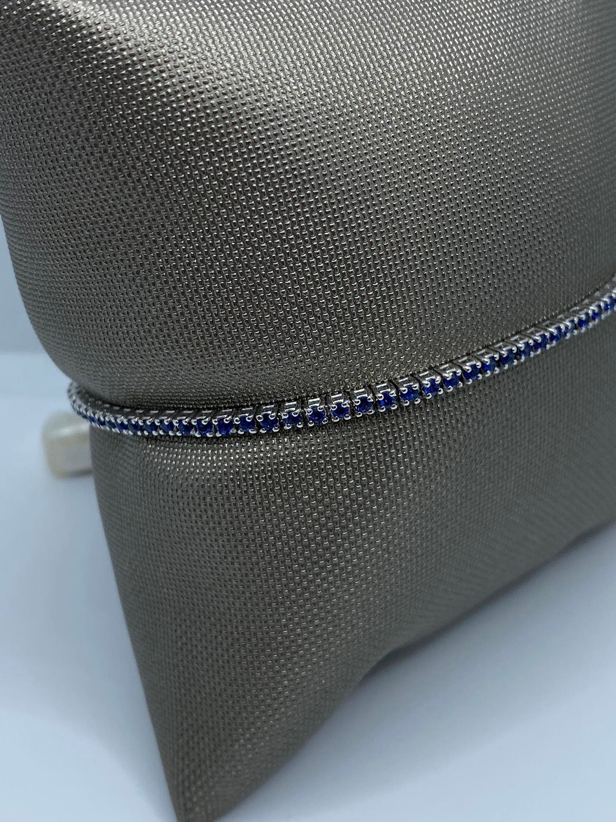 Bracciale Tennis PG Gioielli in Oro 18KT e Zaffiri Ct. 1.40