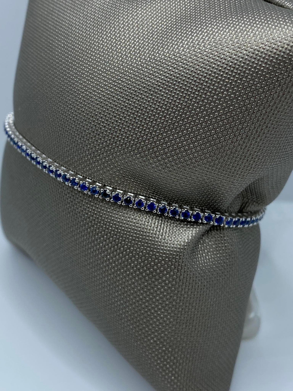 Bracciale Tennis PG Gioielli in Oro 18KT e Zaffiri Ct. 1.41