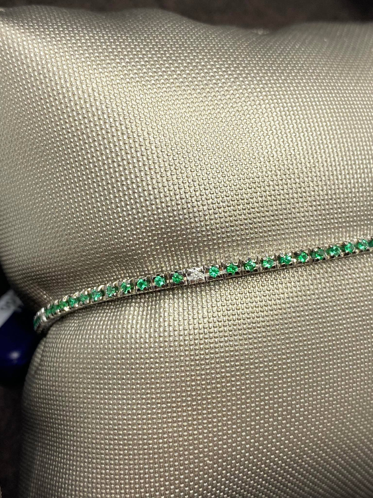 Bracciale Tennis Crivelli in Oro 18KT con Smeraldi e Diamanti Ct. 0.72