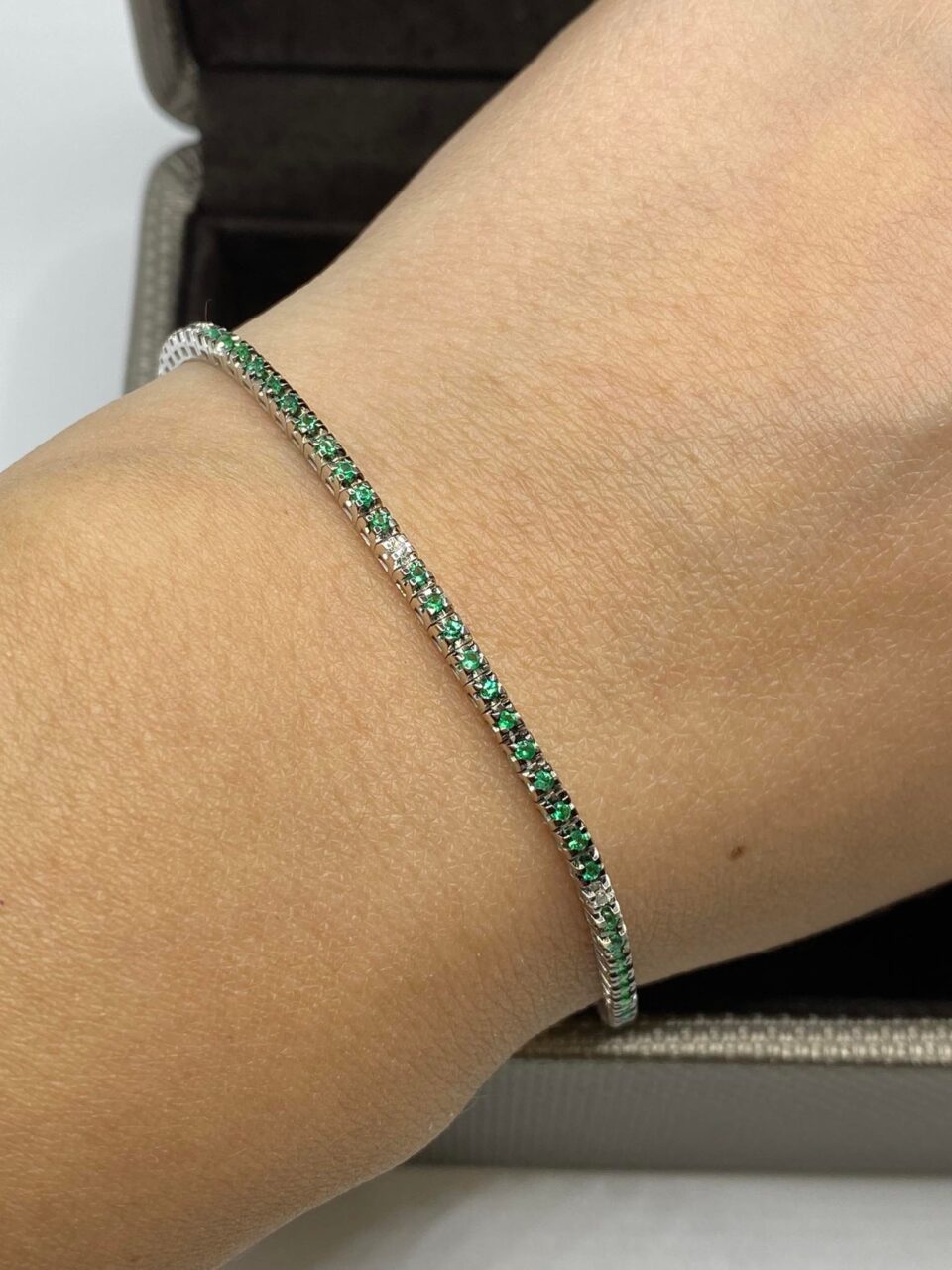 Bracciale Tennis Crivelli in Oro 18KT con Smeraldi e Diamanti Ct. 0.72