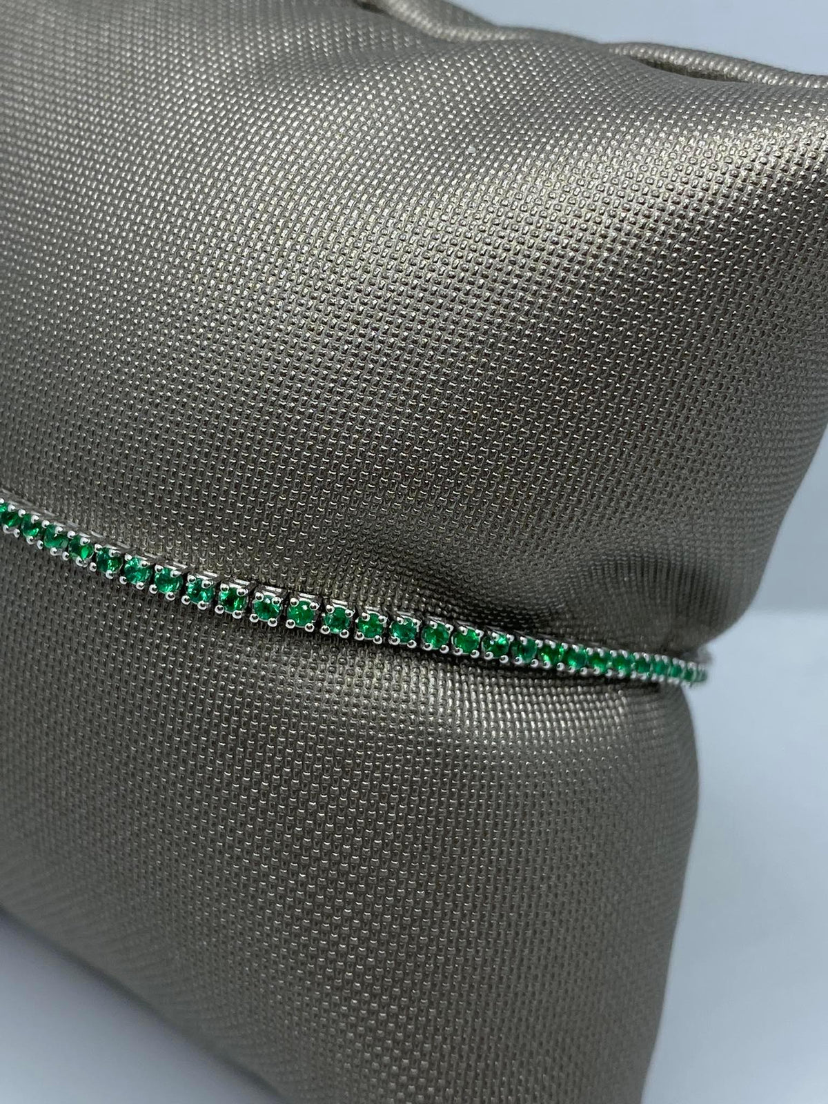 Bracciale Tennis PG Gioielli in Oro 18KT con Smeraldi Ct. 1.05