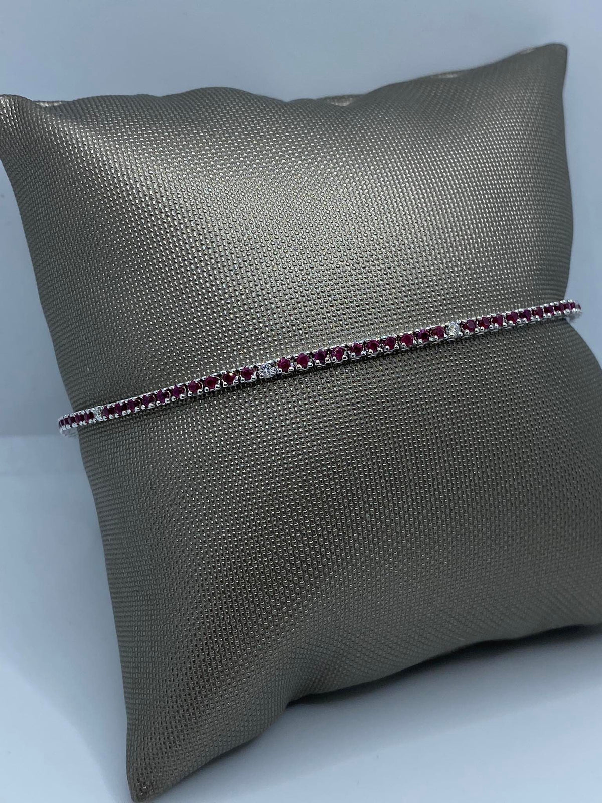 Bracciale Tennis PG Gioielli in Oro 18KT con Diamanti e Rubini Ct. 1.61