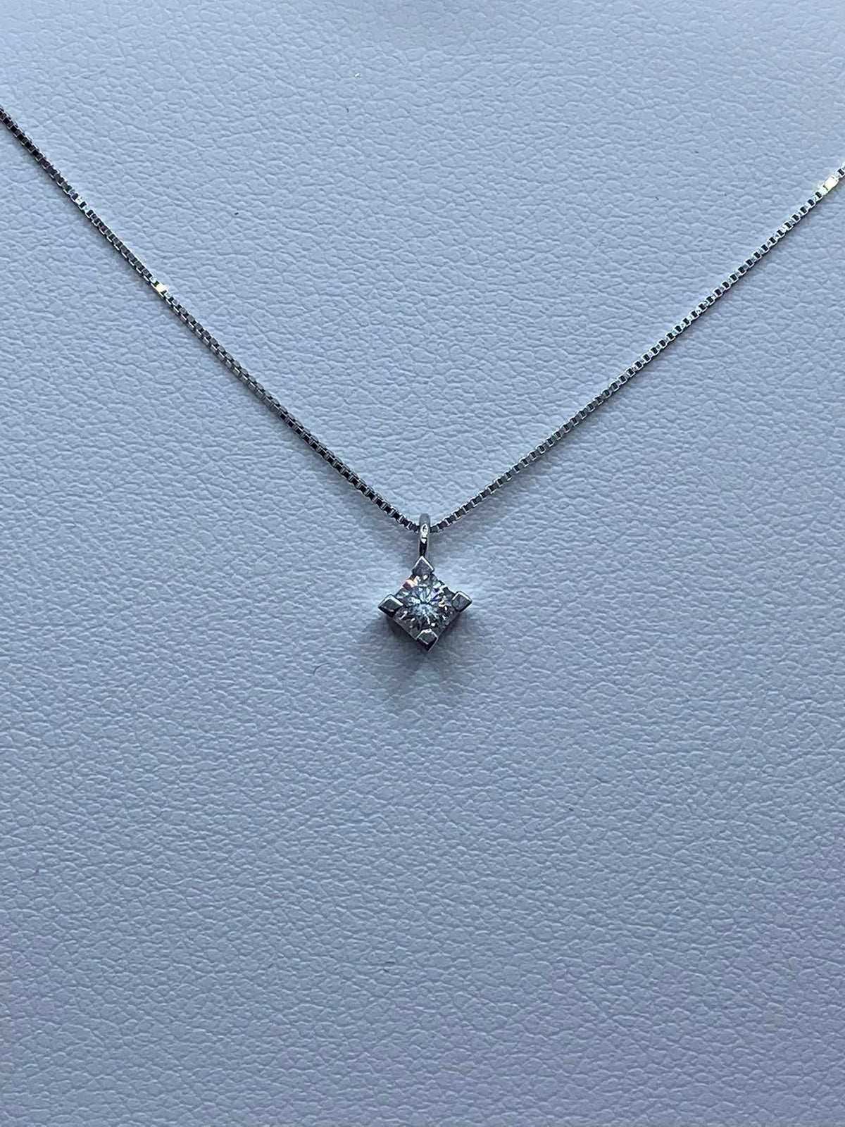 Collana Punto Luce PG Gioielli con Diamante Ct. 0.10