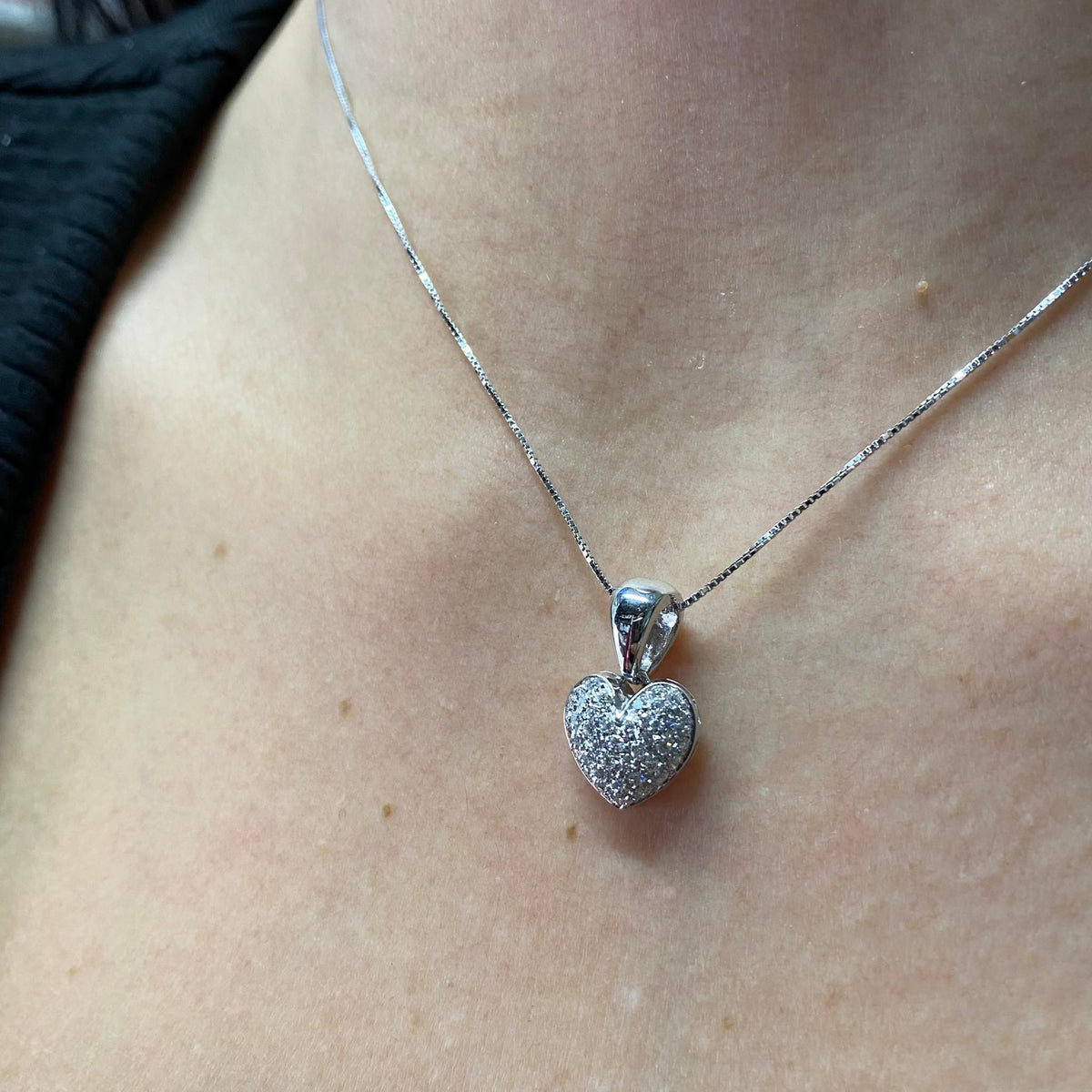 Collana a Cuore in Oro 18KT 18KT e Diamanti Ct. 0.35