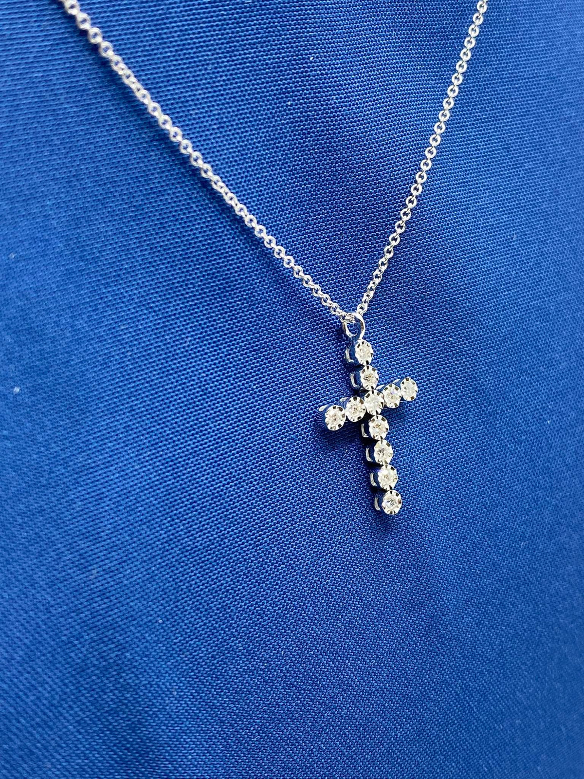 Collana Recarlo Con Croce in Oro 18KT 18KT e Diamanti Ct. 0,18