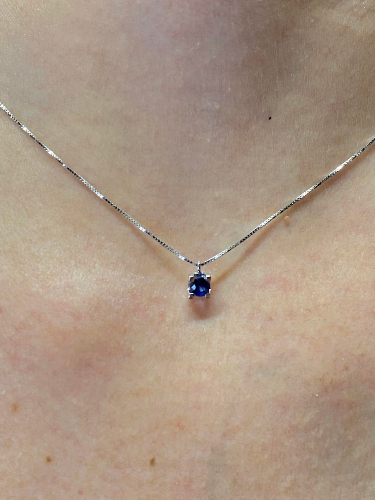 Collana Donna Oro 18KT Punto Luce con Zaffiro Ct 0.16